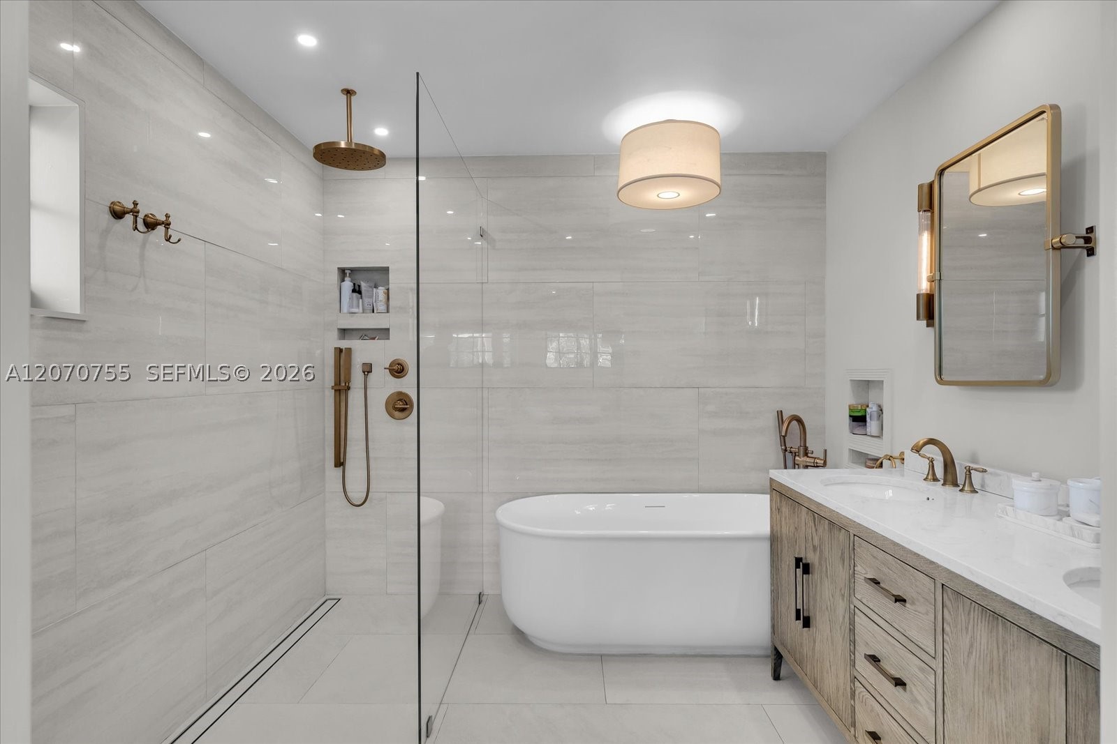 287 Palm Ave Miami Beach, FL 33139