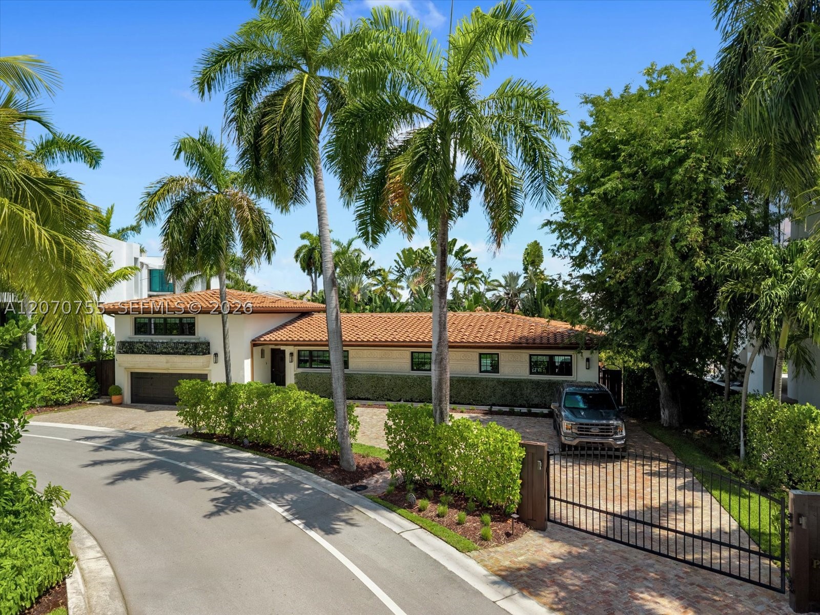 287 Palm Ave Miami Beach, FL 33139