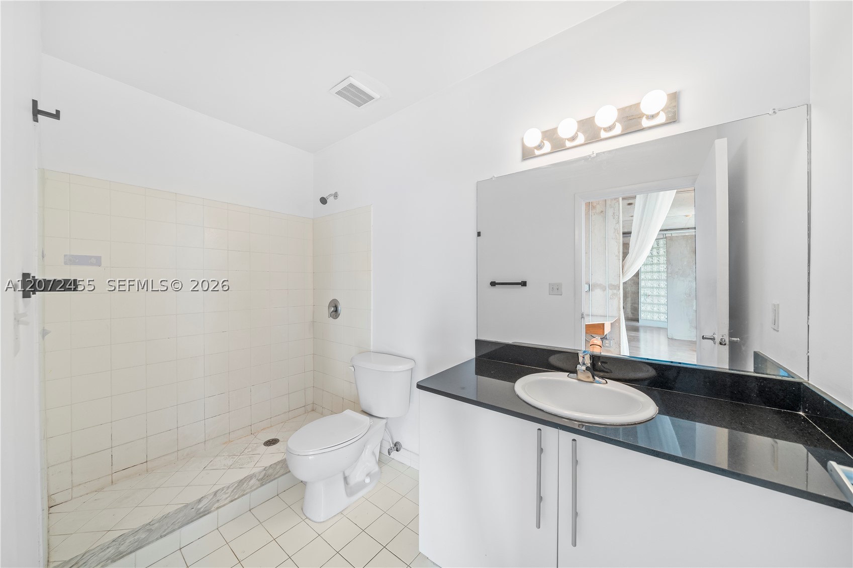 444 NE 30th St #702 Miami, FL 33137