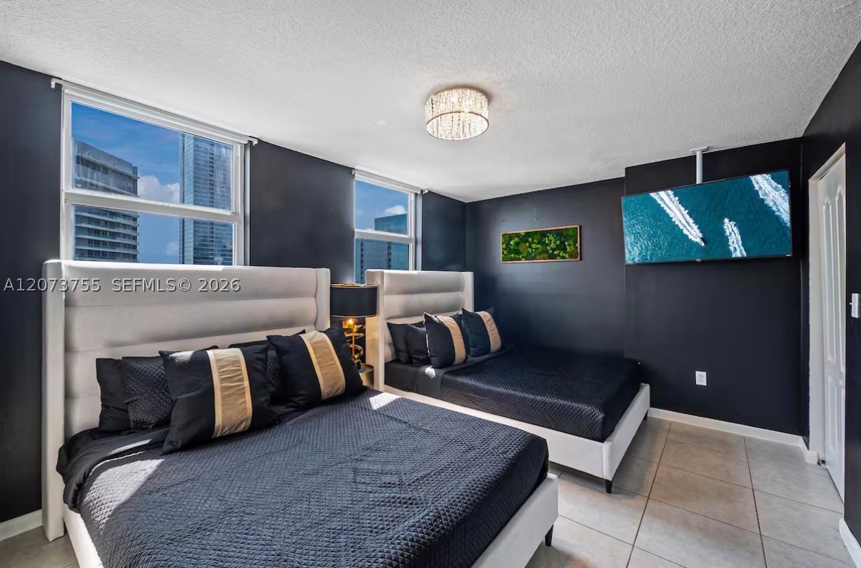 1200 Brickell Bay Dr #4101 Miami, FL 33131