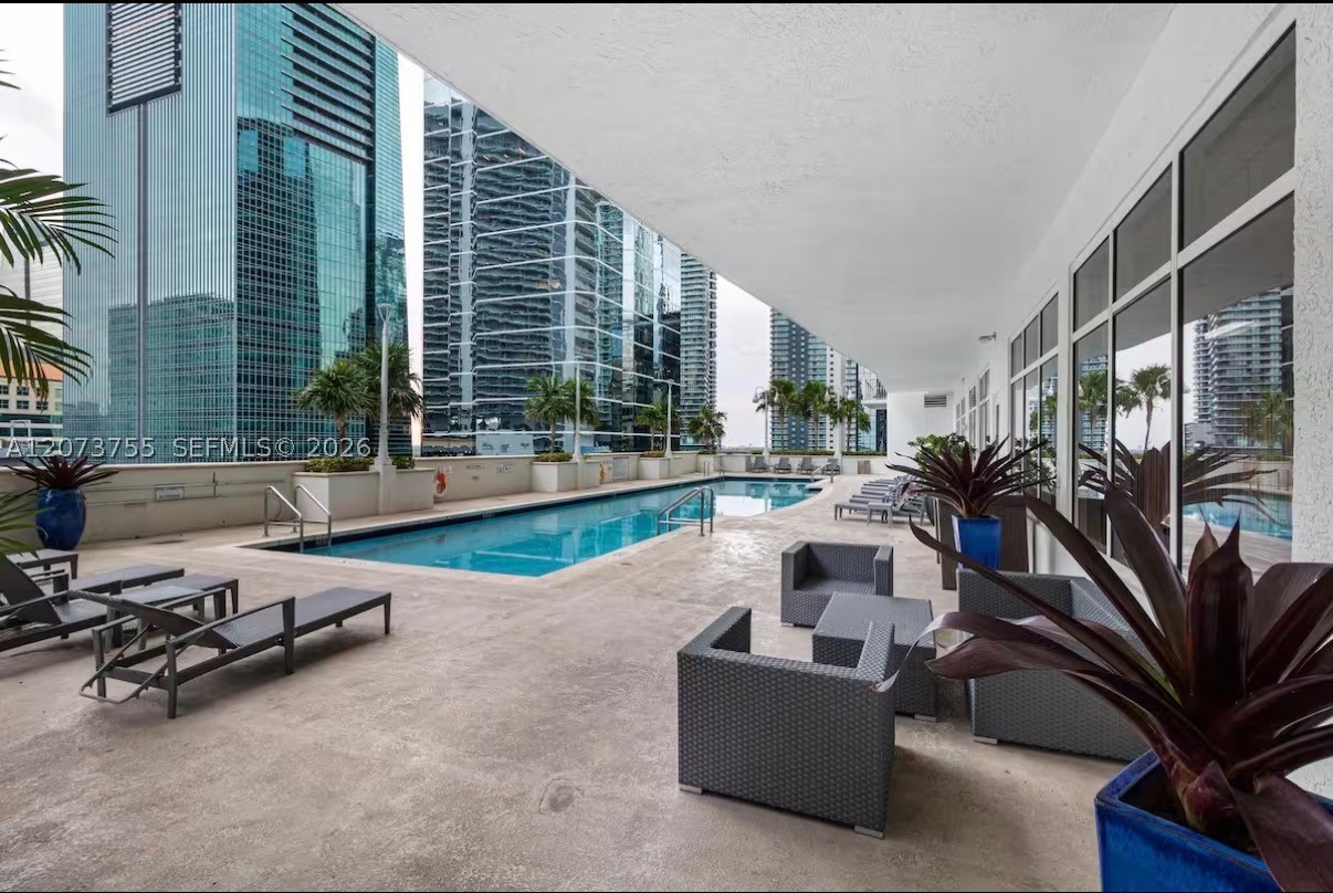 1200 Brickell Bay Dr #4101 Miami, FL 33131