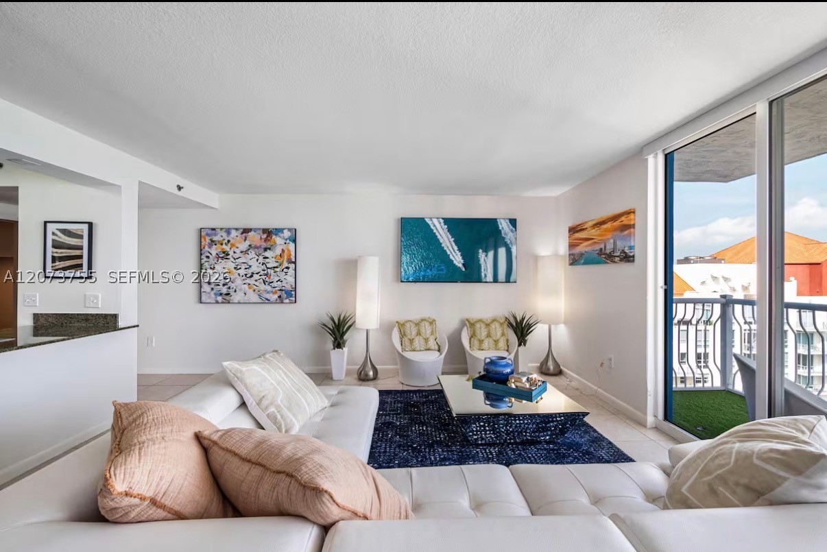 1200 Brickell Bay Dr #4101 Miami, FL 33131