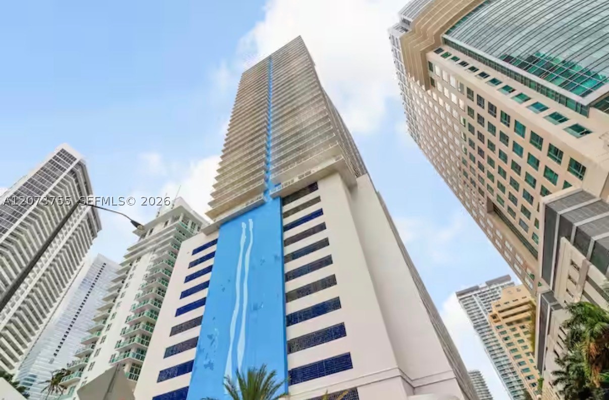 1200 Brickell Bay Dr #4101 Miami, FL 33131