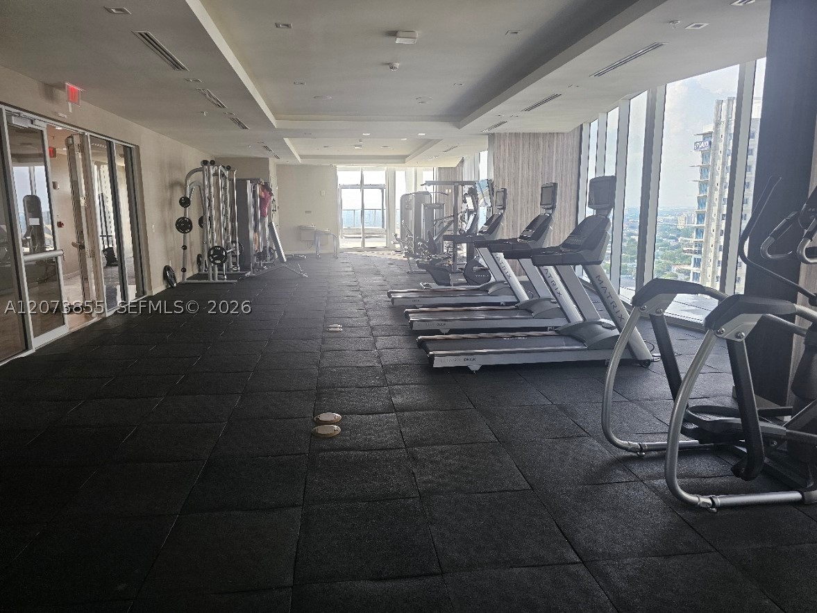 image Brickell Ten12
