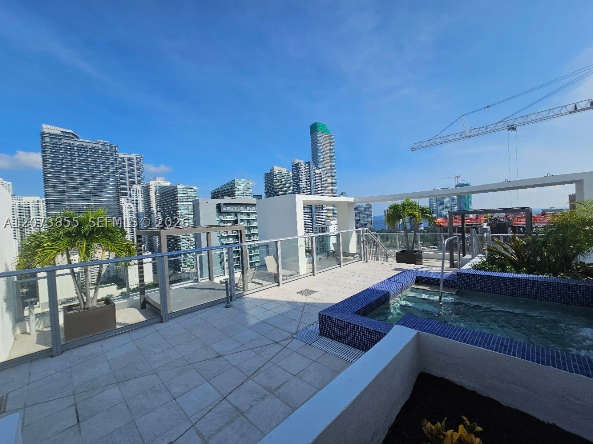 image Brickell Ten19