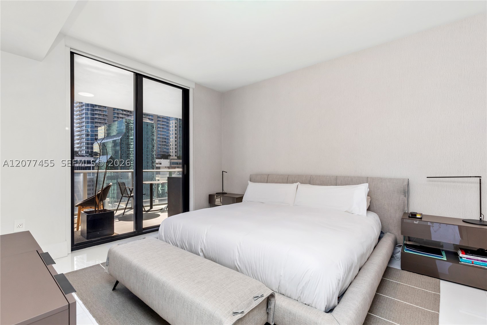 1010 Brickell Ave #1701 Miami, FL 33131