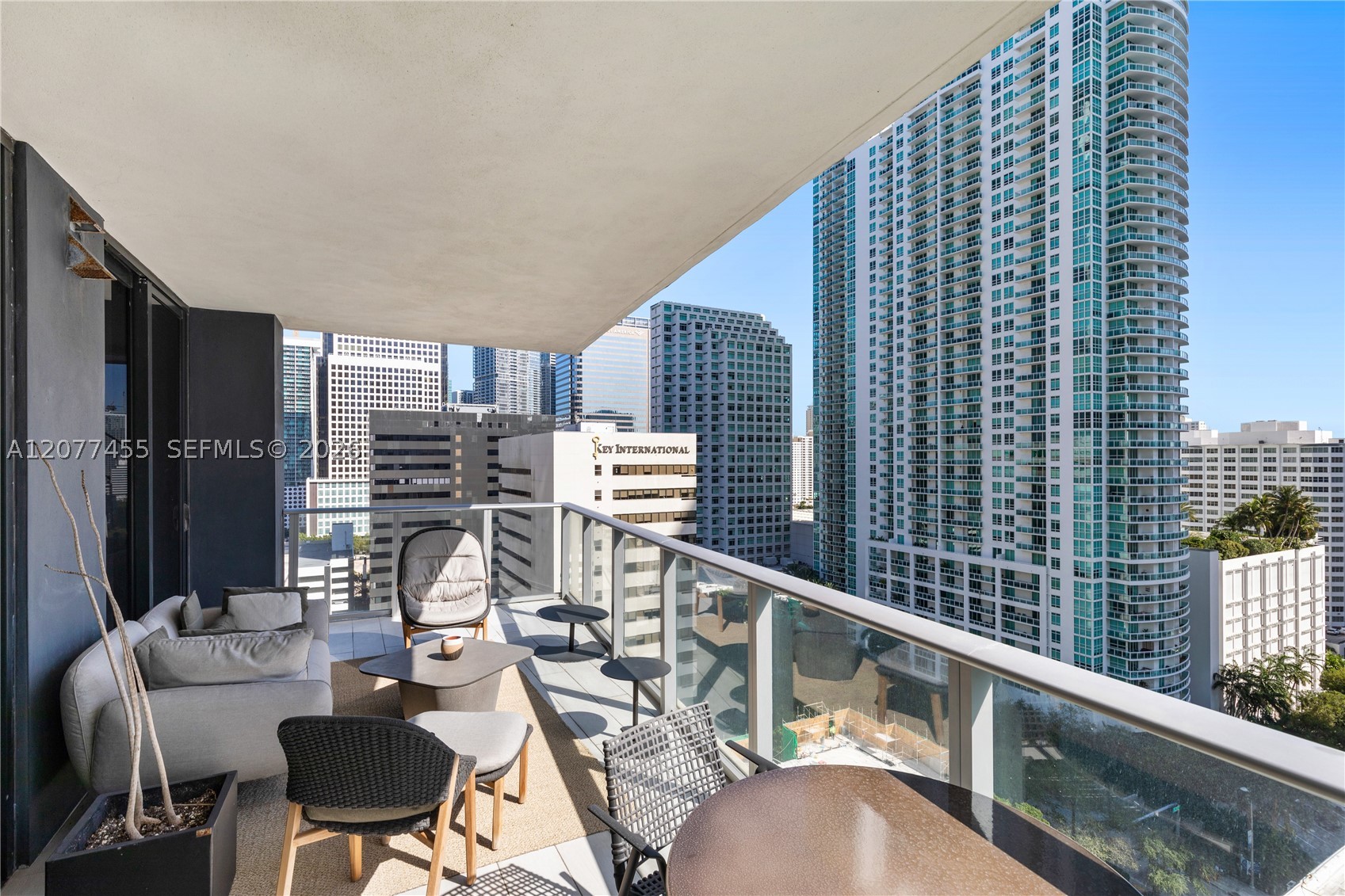 1010 Brickell Ave #1701 Miami, FL 33131