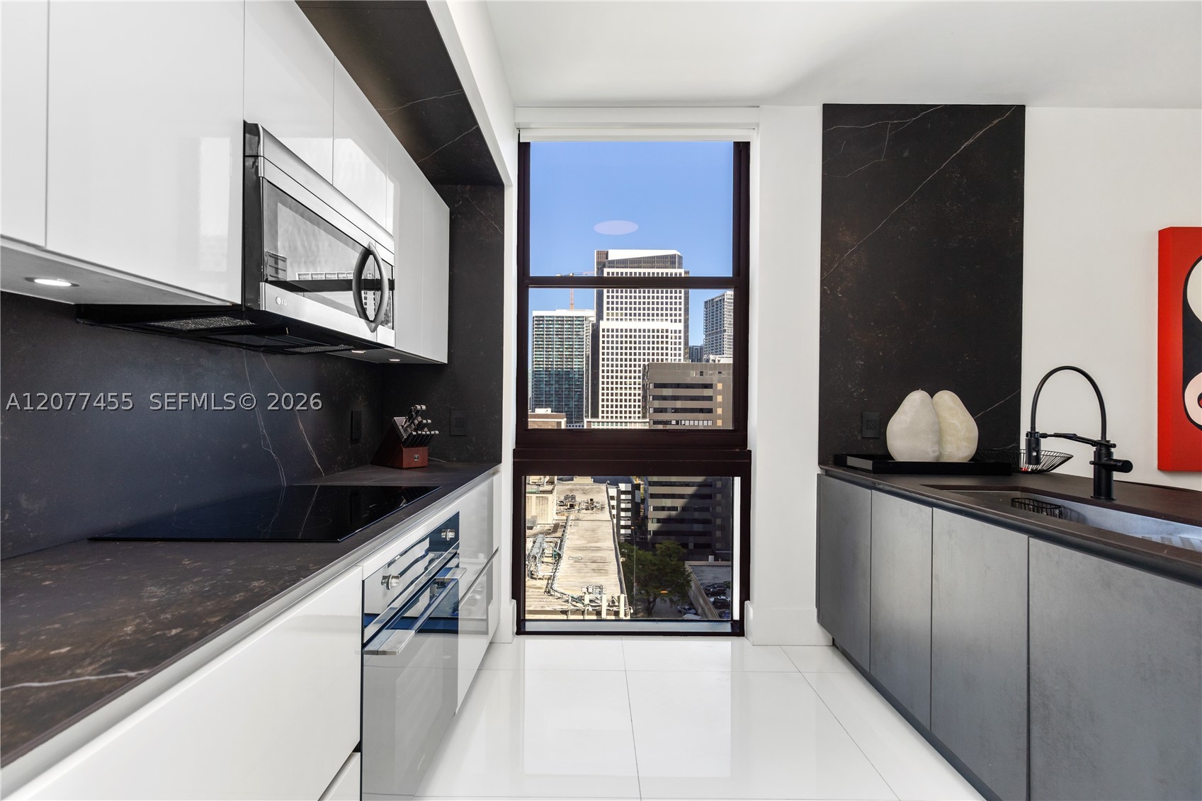 1010 Brickell Ave #1701 Miami, FL 33131