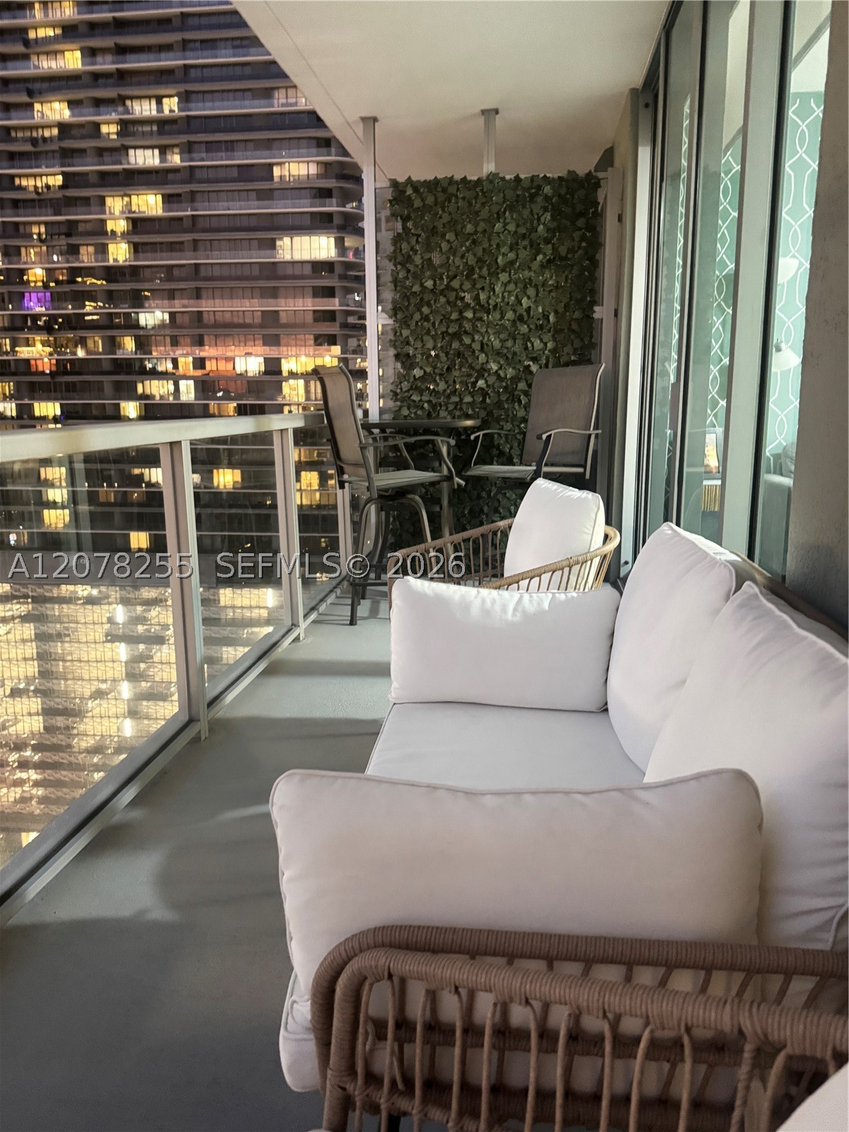 image Axis on Brickell North16