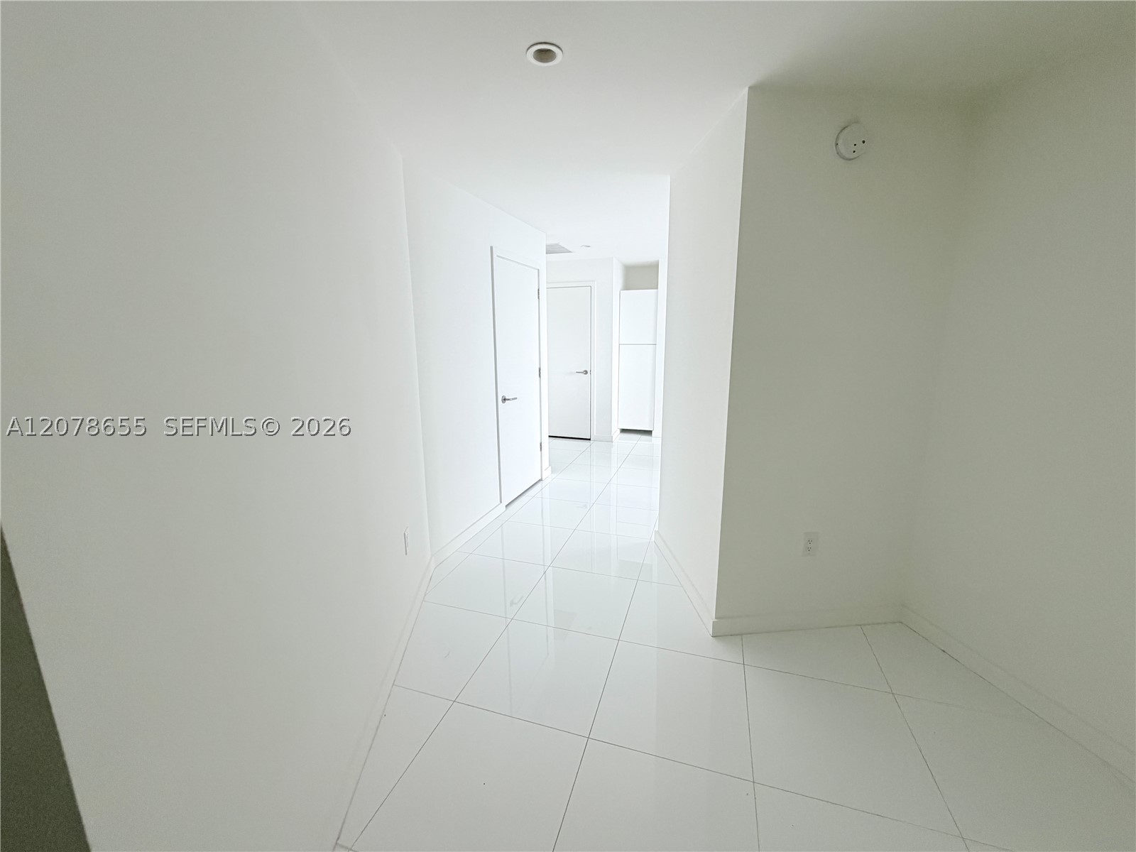 851 NE 1st Ave #3202 Miami, FL 33132