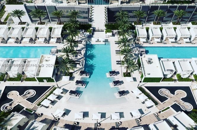 851 NE 1st Ave #3202 Miami, FL 33132
