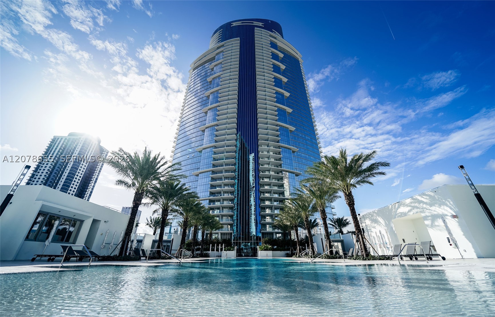 851 NE 1st Ave #3202 Miami, FL 33132