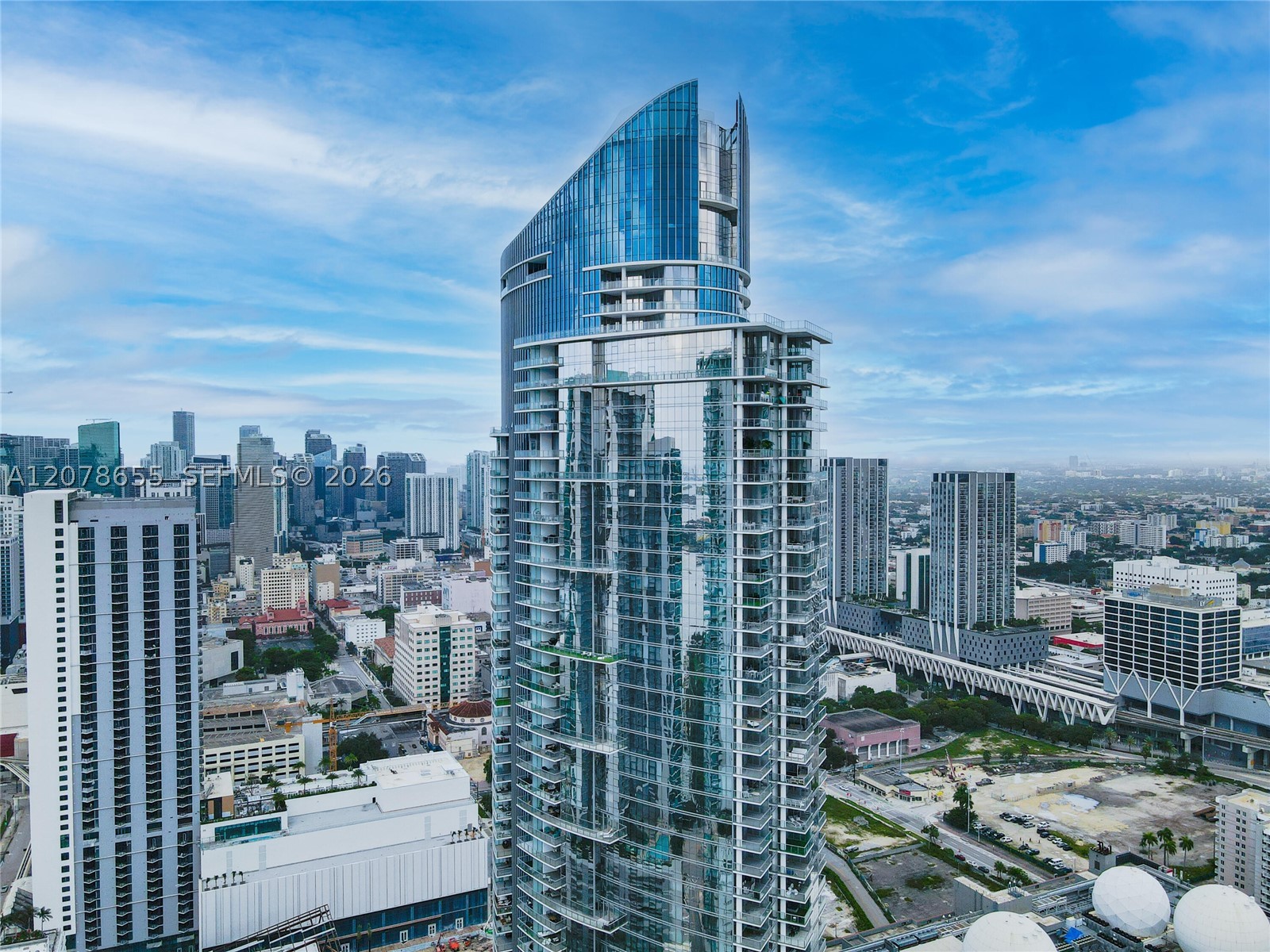 851 NE 1st Ave #3202 Miami, FL 33132
