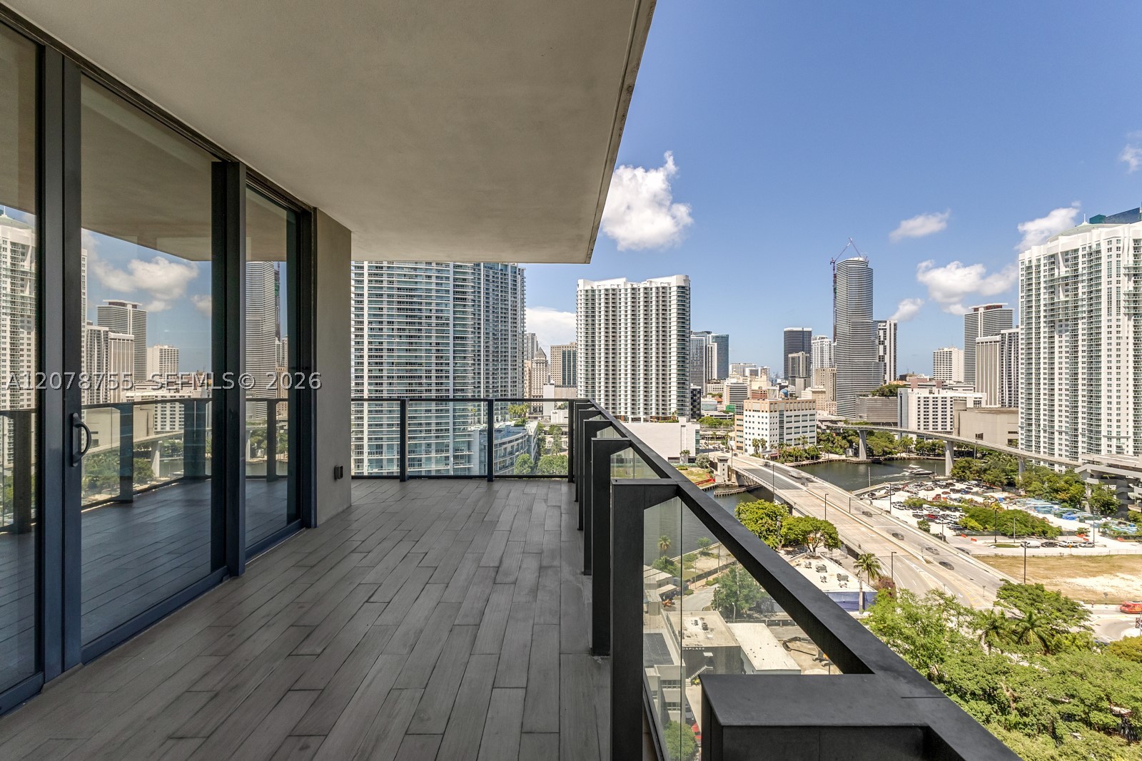 88 SW 7th St #1511 Miami, FL 33130