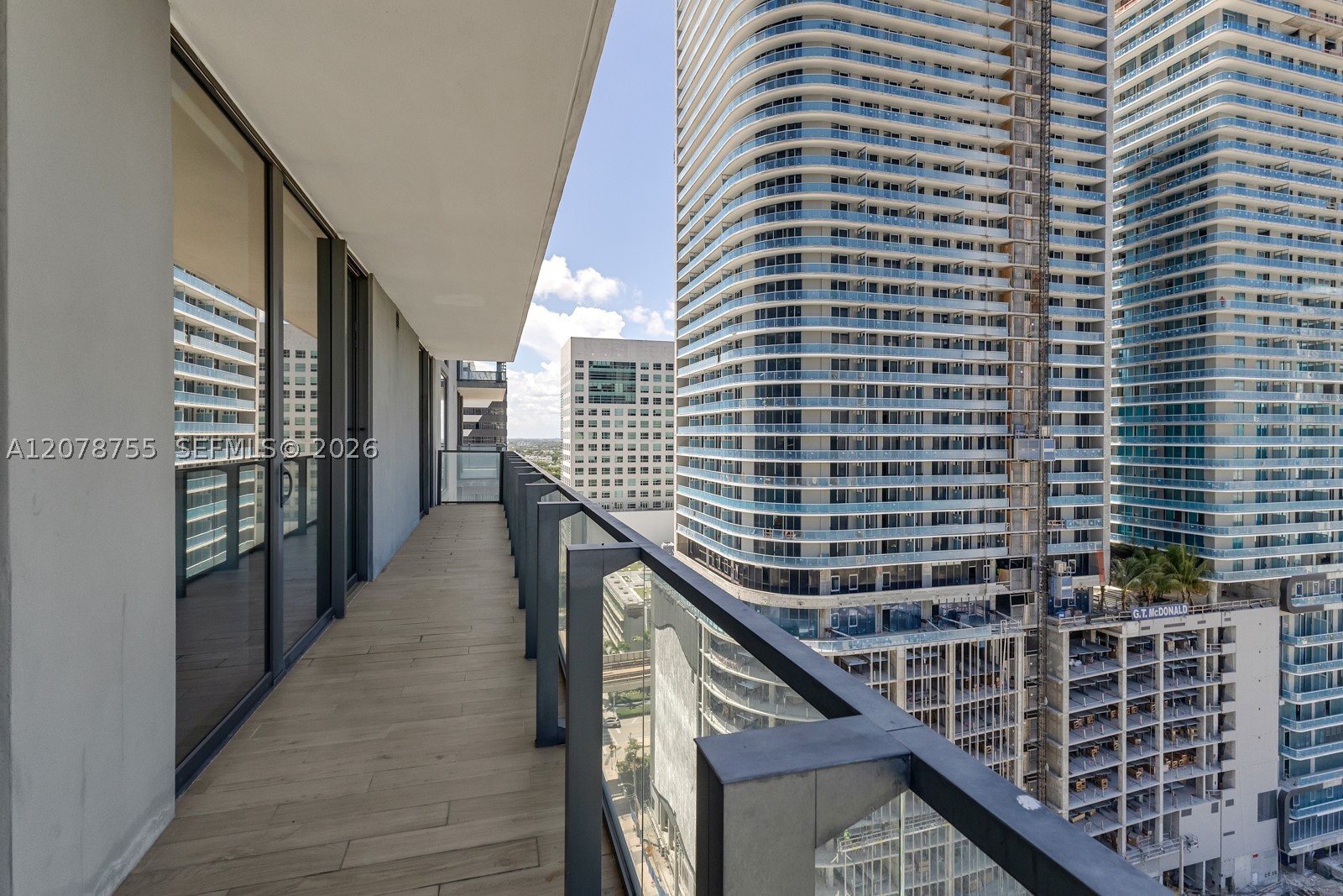 88 SW 7th St #1511 Miami, FL 33130