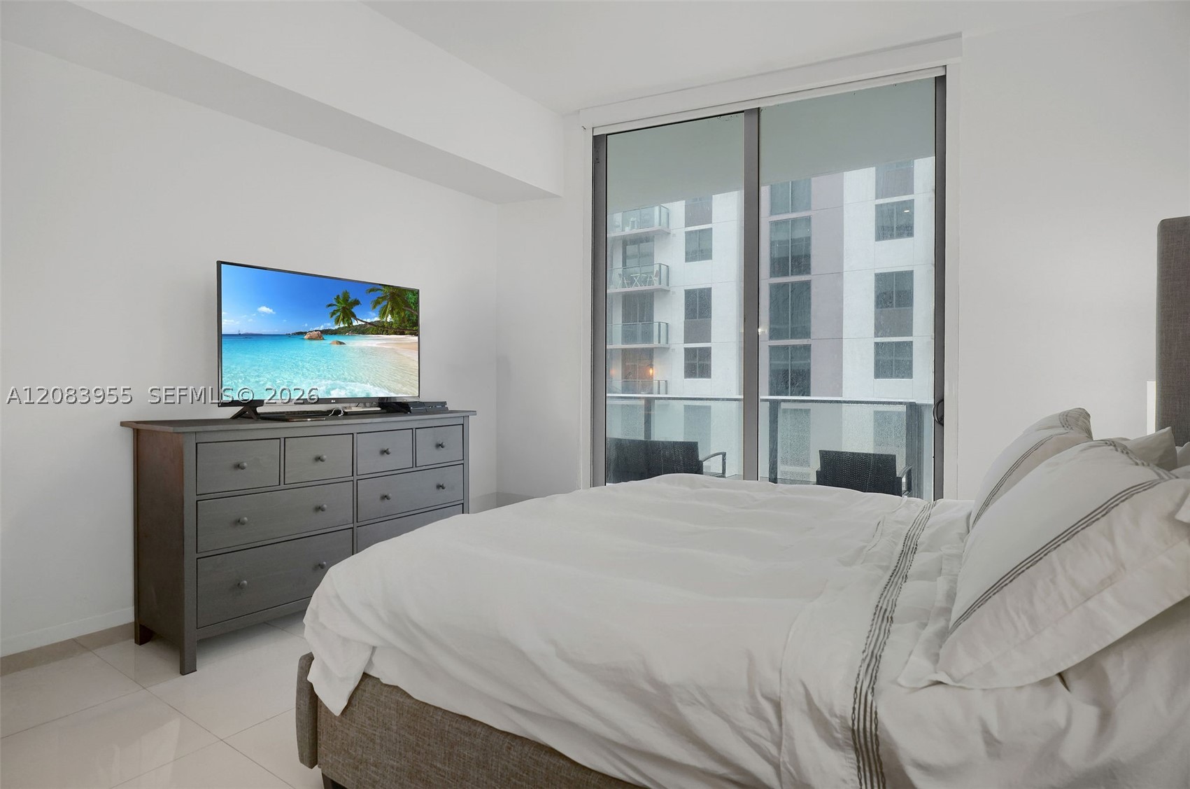 image Brickell Ten8