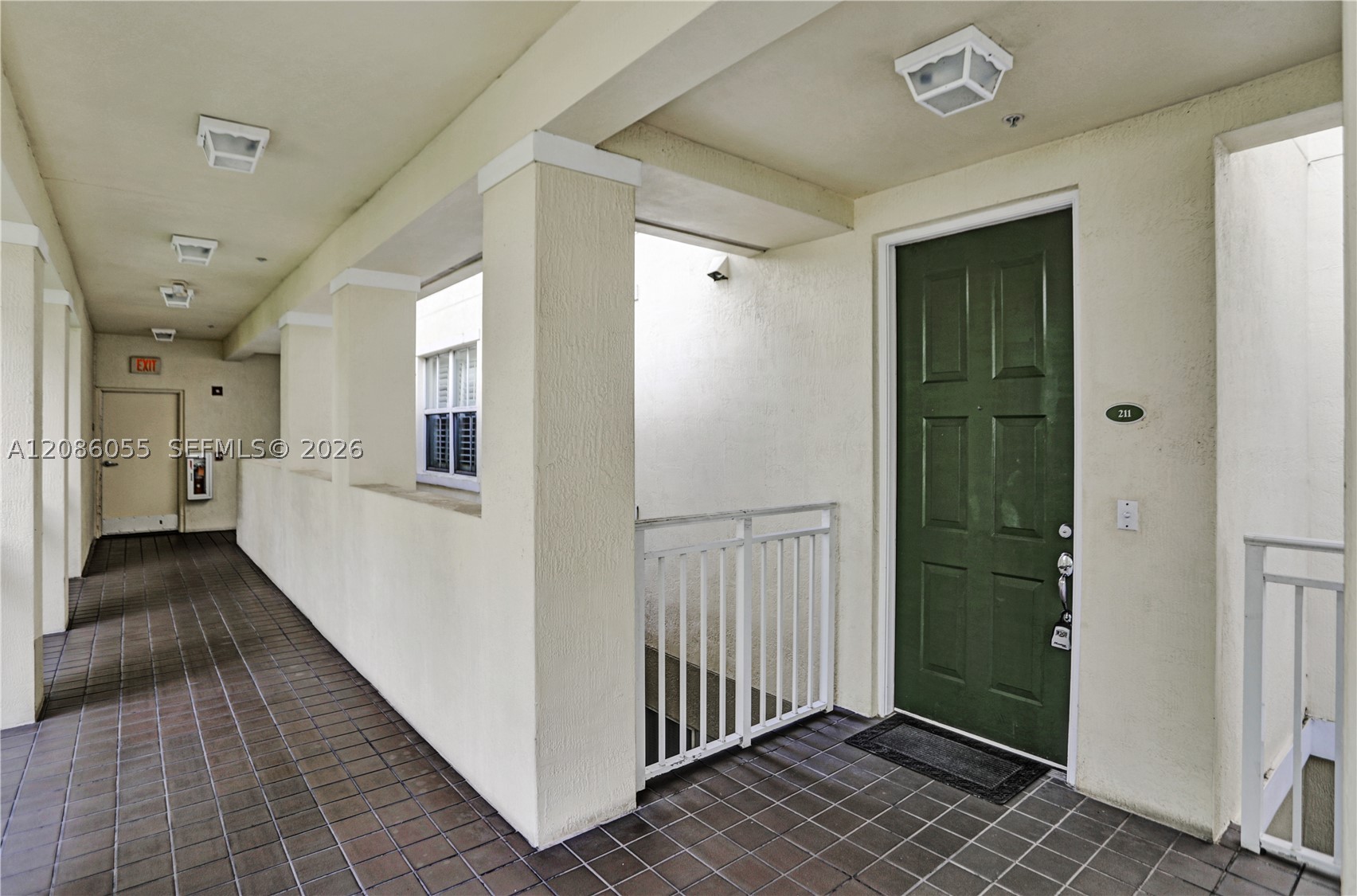 7564 SW 102nd St #211 Pinecrest, FL 33156