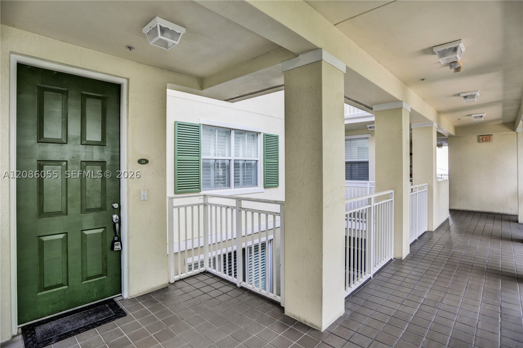7564 SW 102nd St #211 Pinecrest, FL 33156