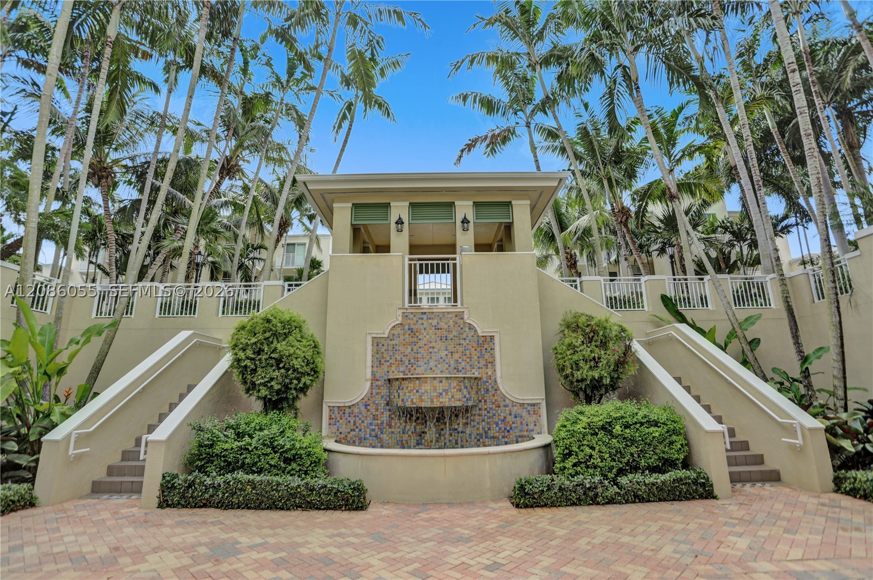 7564 SW 102nd St #211 Pinecrest, FL 33156