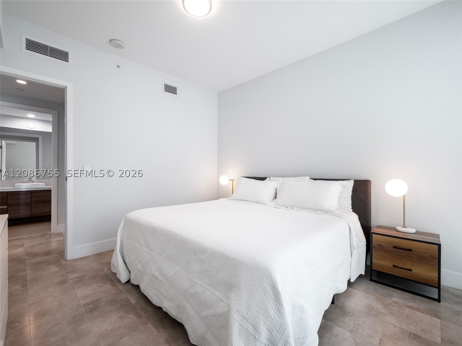 image The Bond on Brickell15