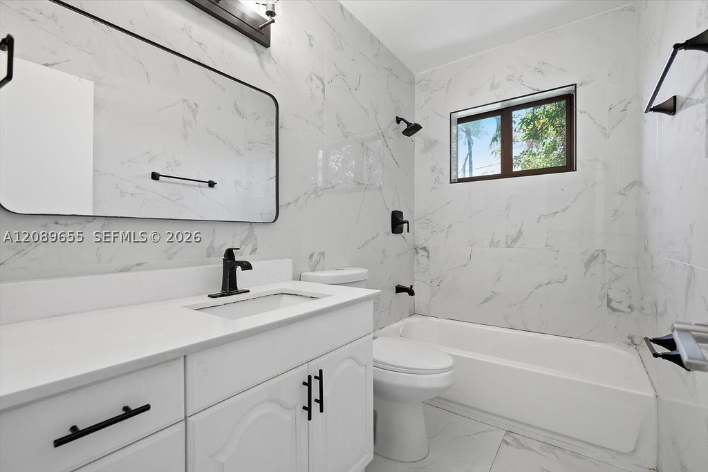 21341 NE 25th Ct Aventura, FL 33180