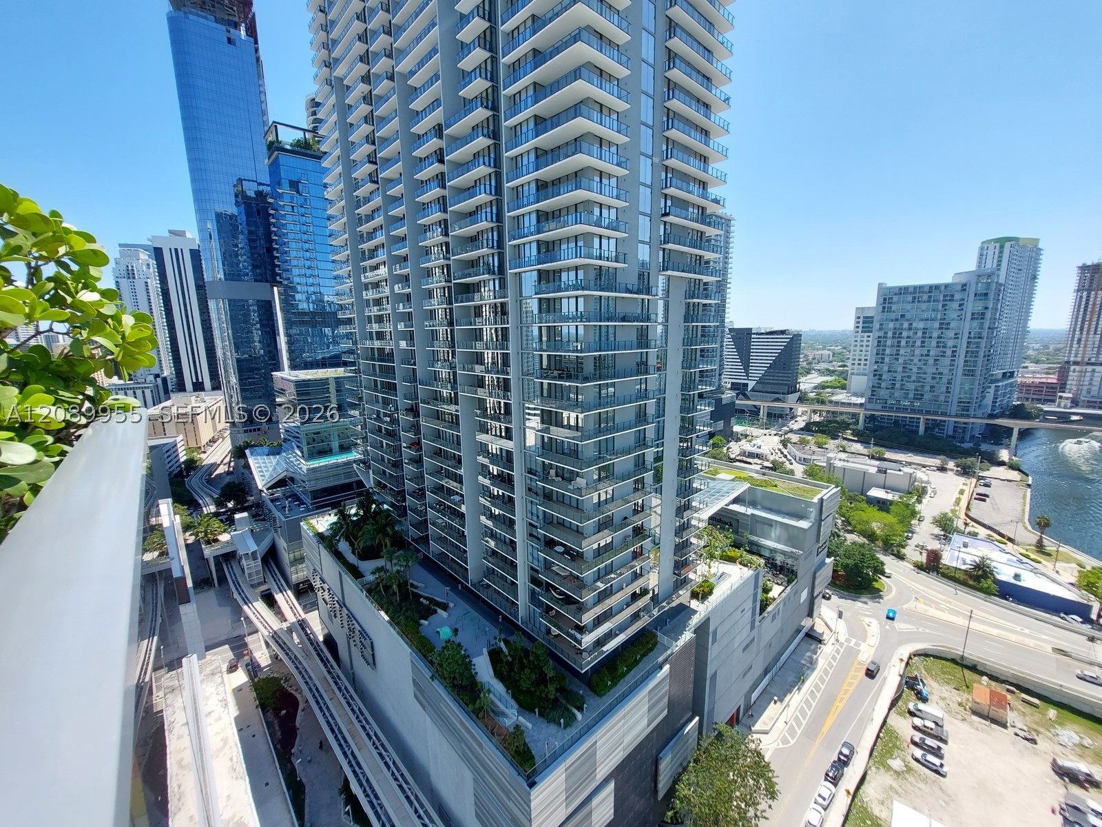 image MyBrickell12