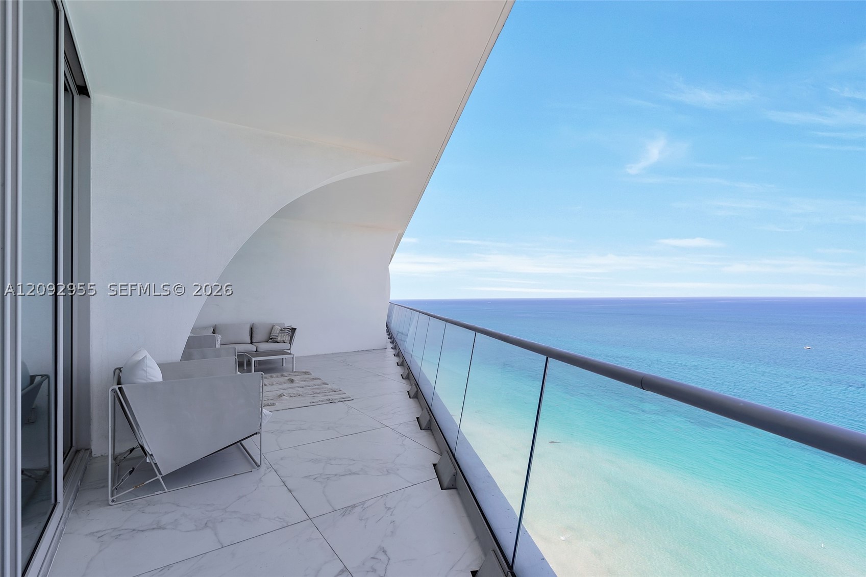 16901 Collins Ave #3203