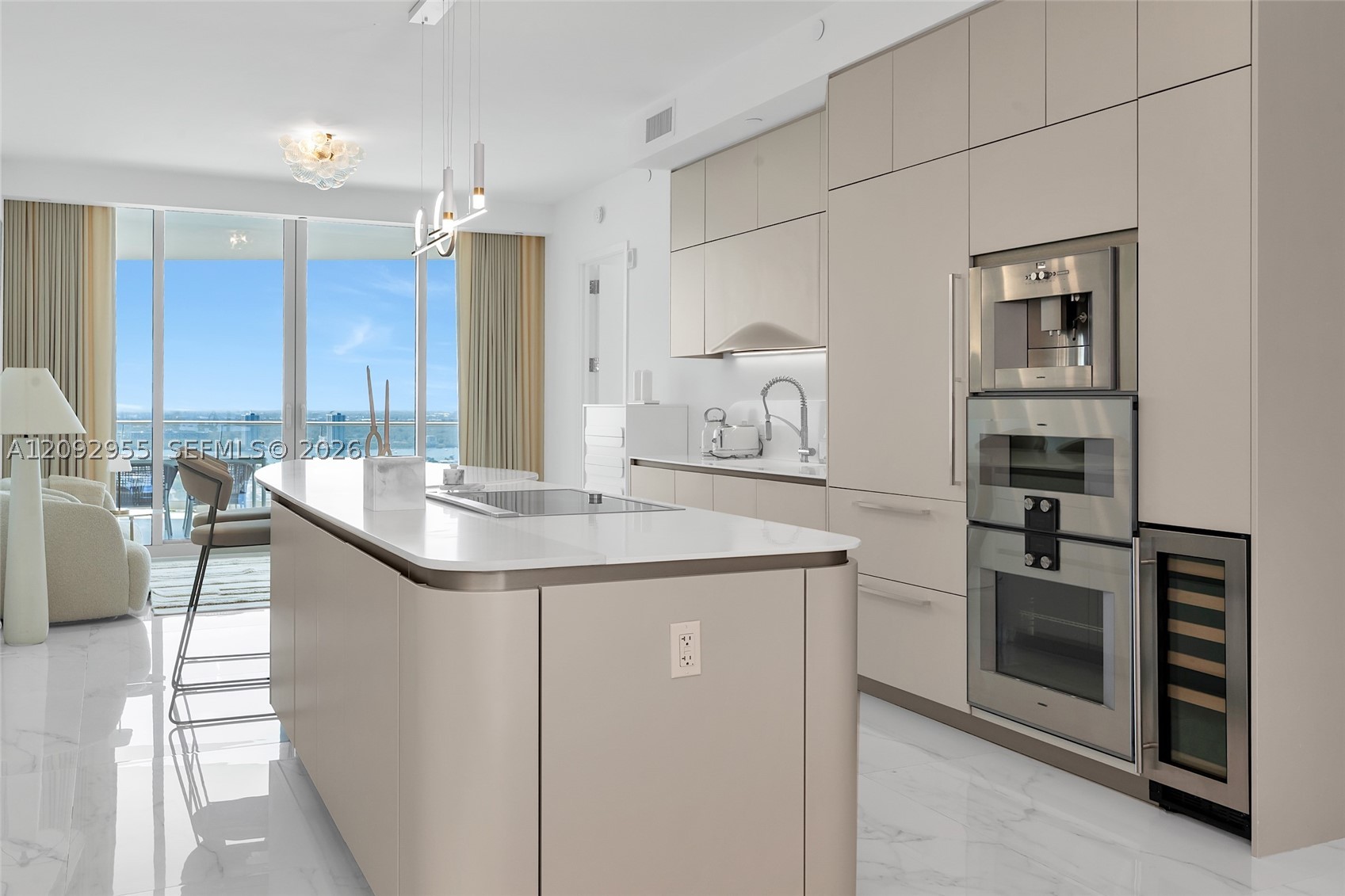 image Jade Signature26