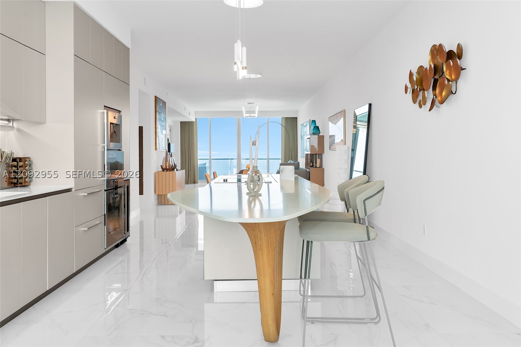 image Jade Signature35