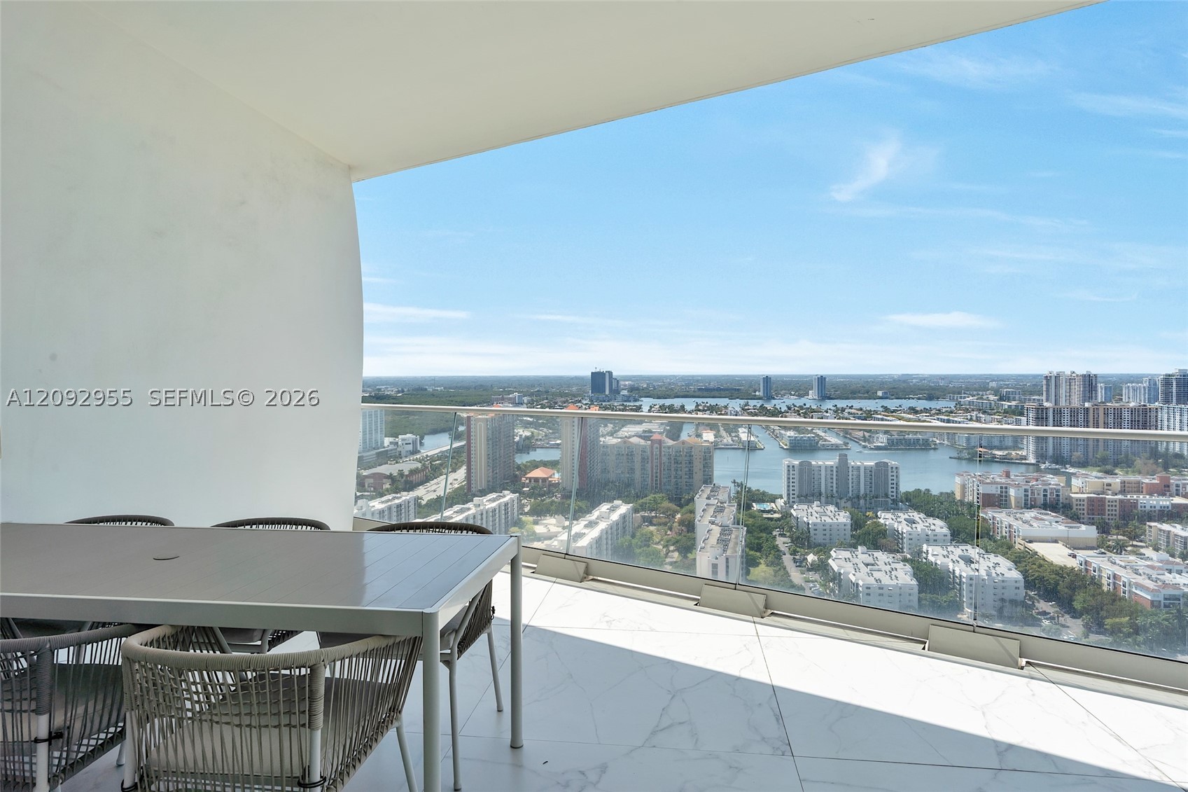 image Jade Signature39
