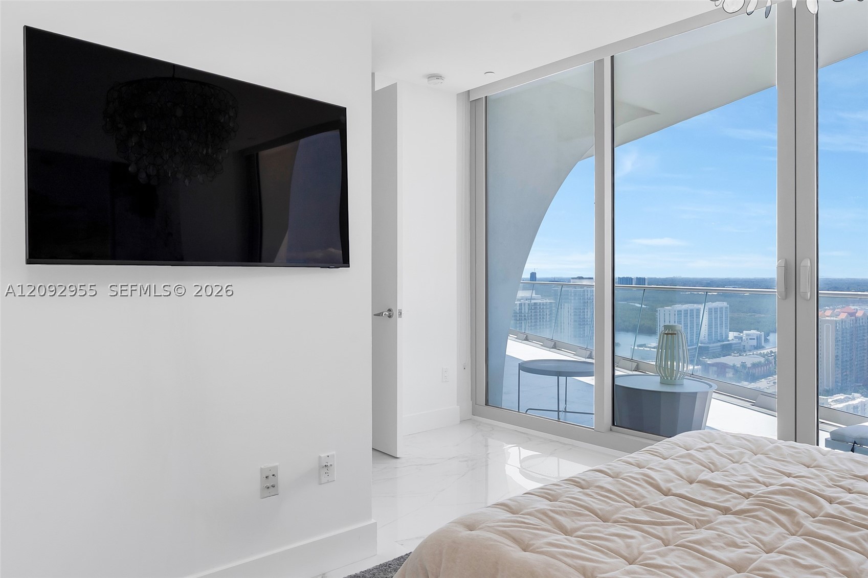 image Jade Signature48