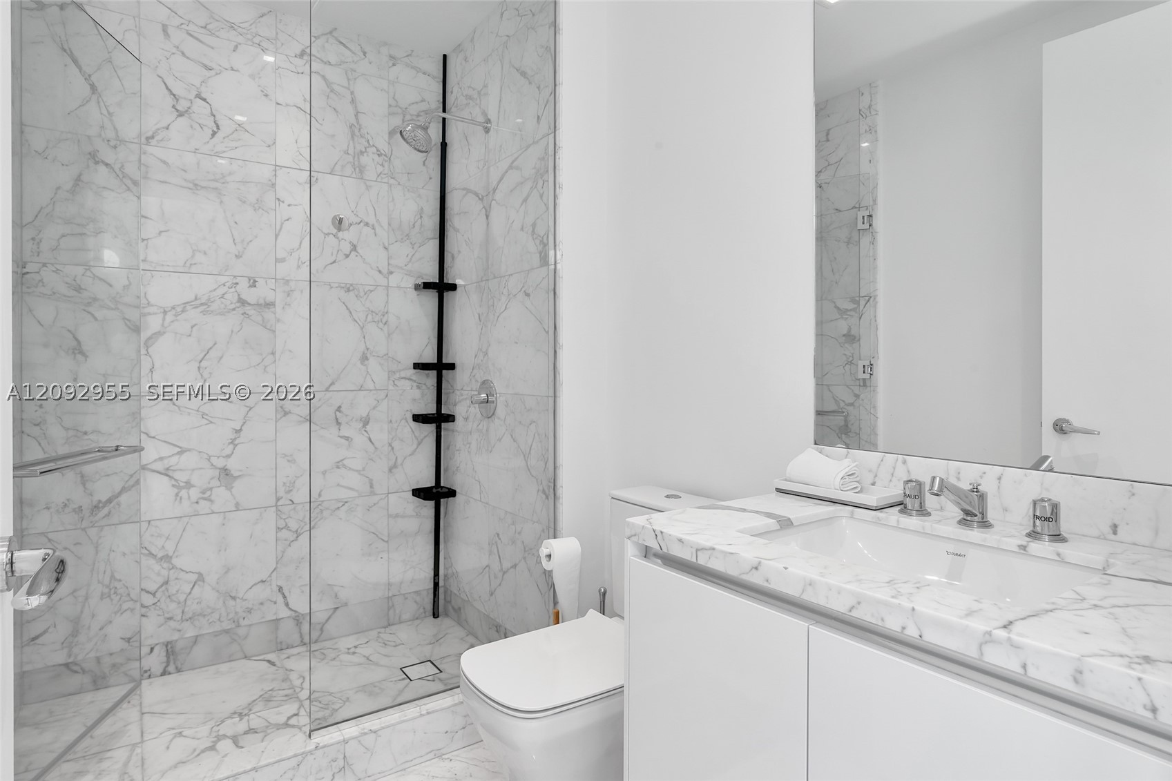 image Jade Signature53
