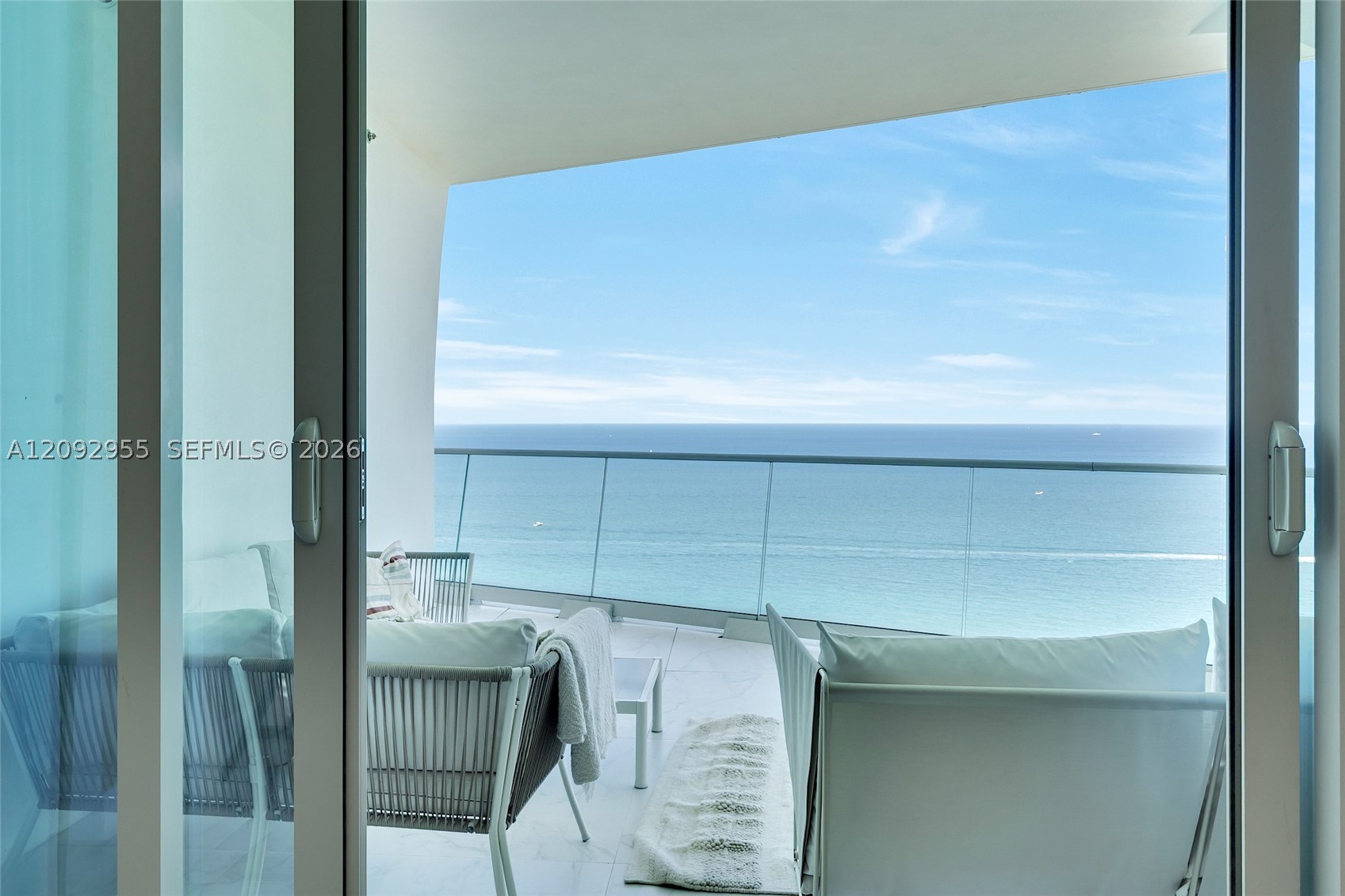 image Jade Signature62
