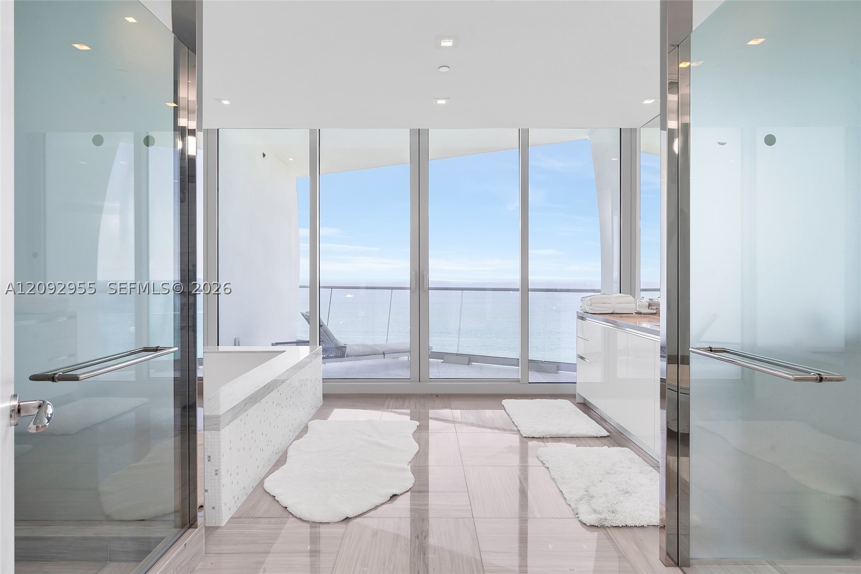 image Jade Signature63
