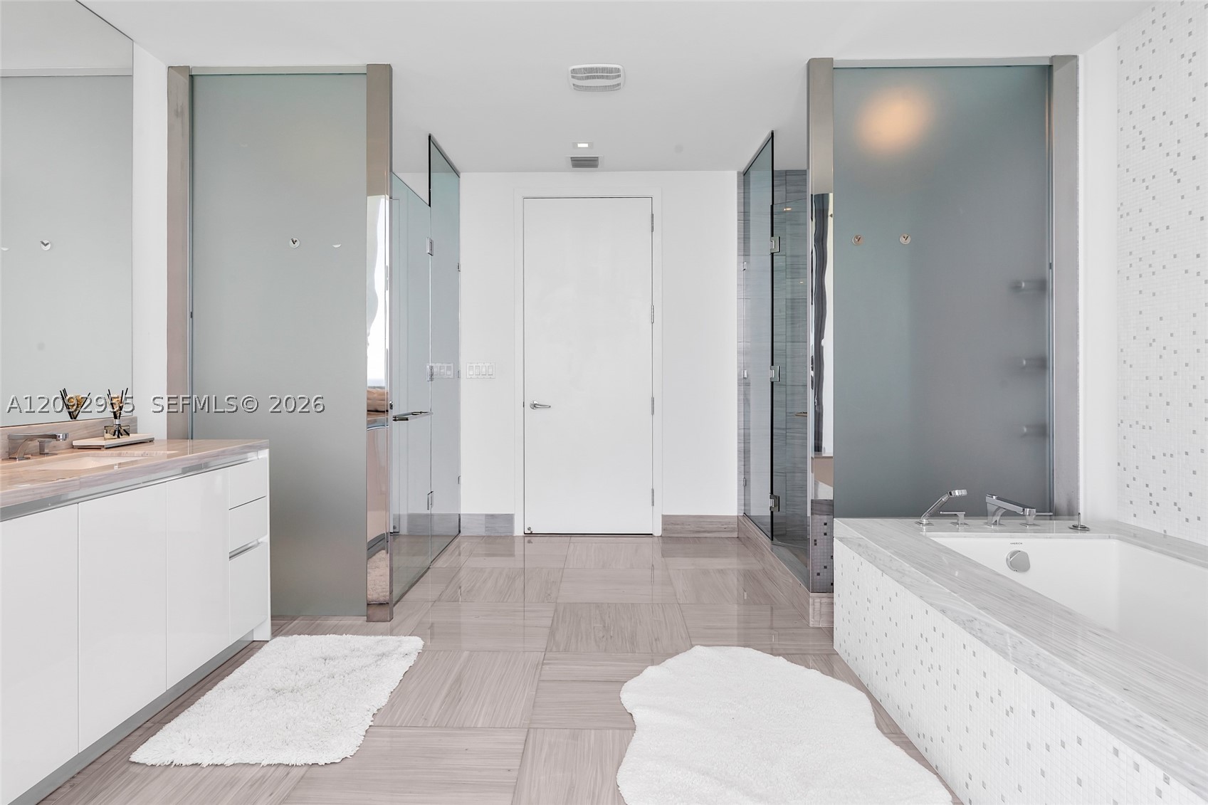 image Jade Signature65