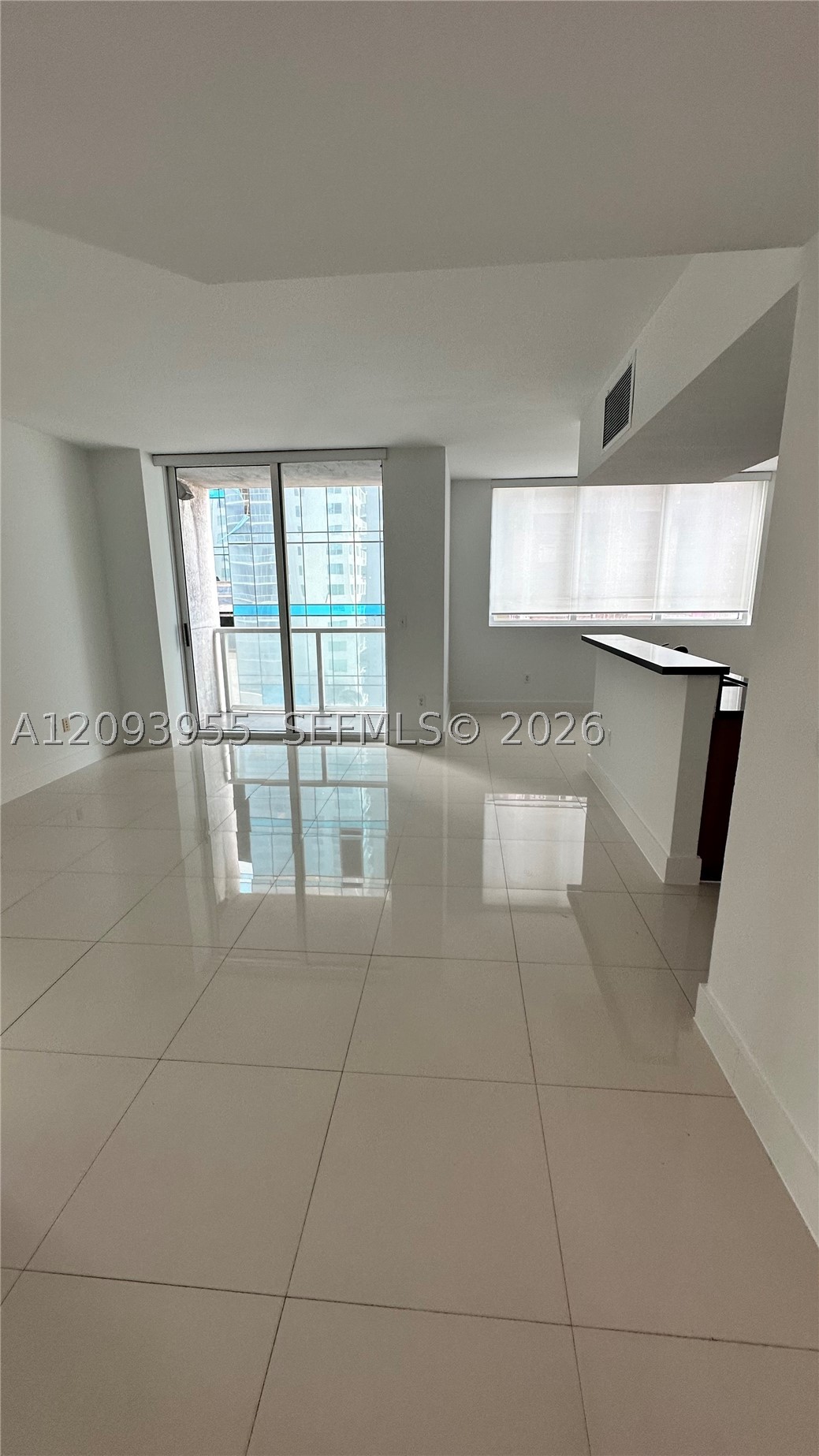 244 Biscayne Blvd #1608
