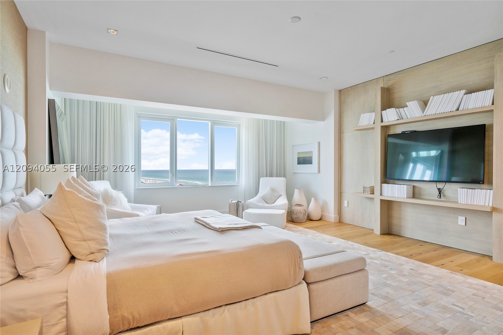 102 24th St #PH-1607 Miami Beach, FL 33139