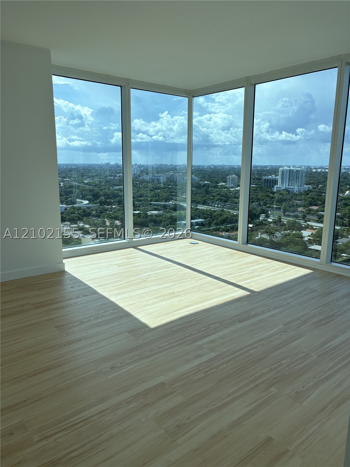 image Skyline on Brickell17