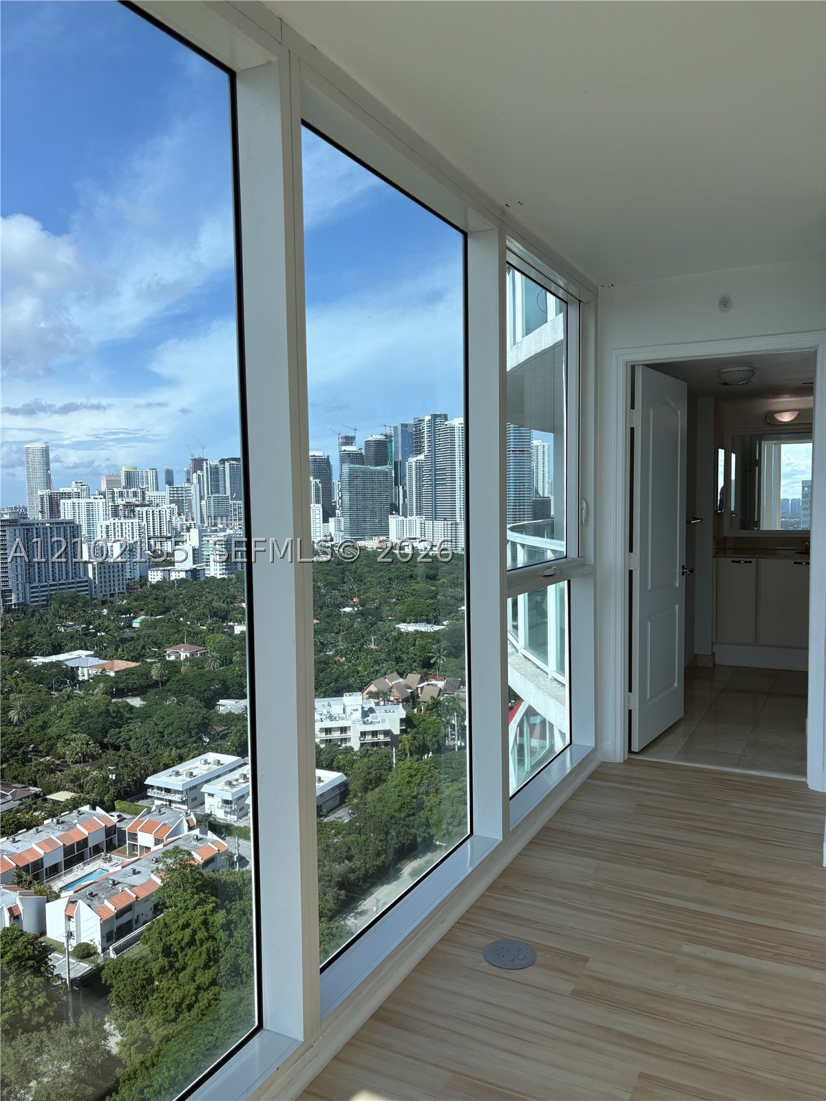 image Skyline on Brickell20