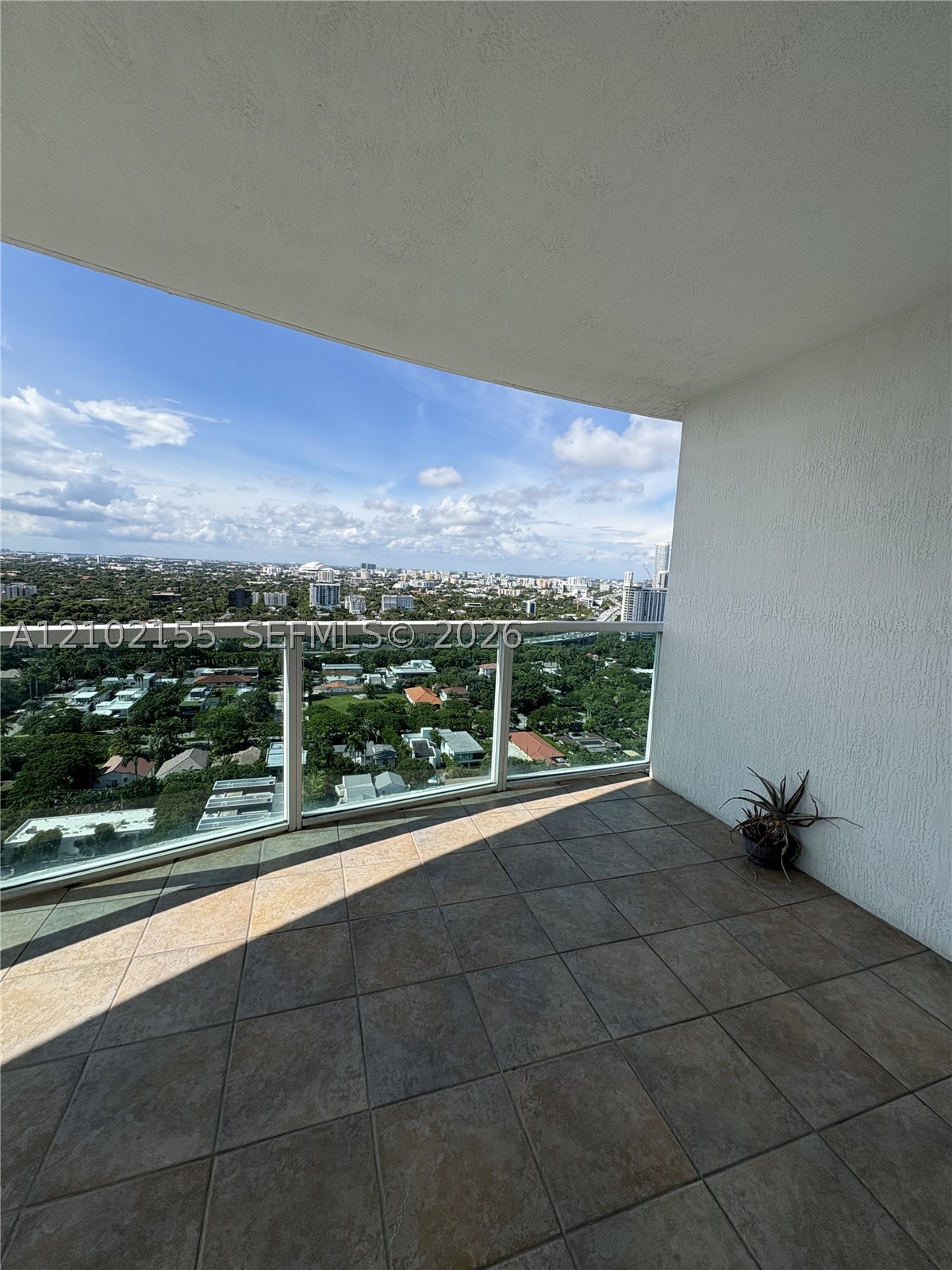 image Skyline on Brickell32