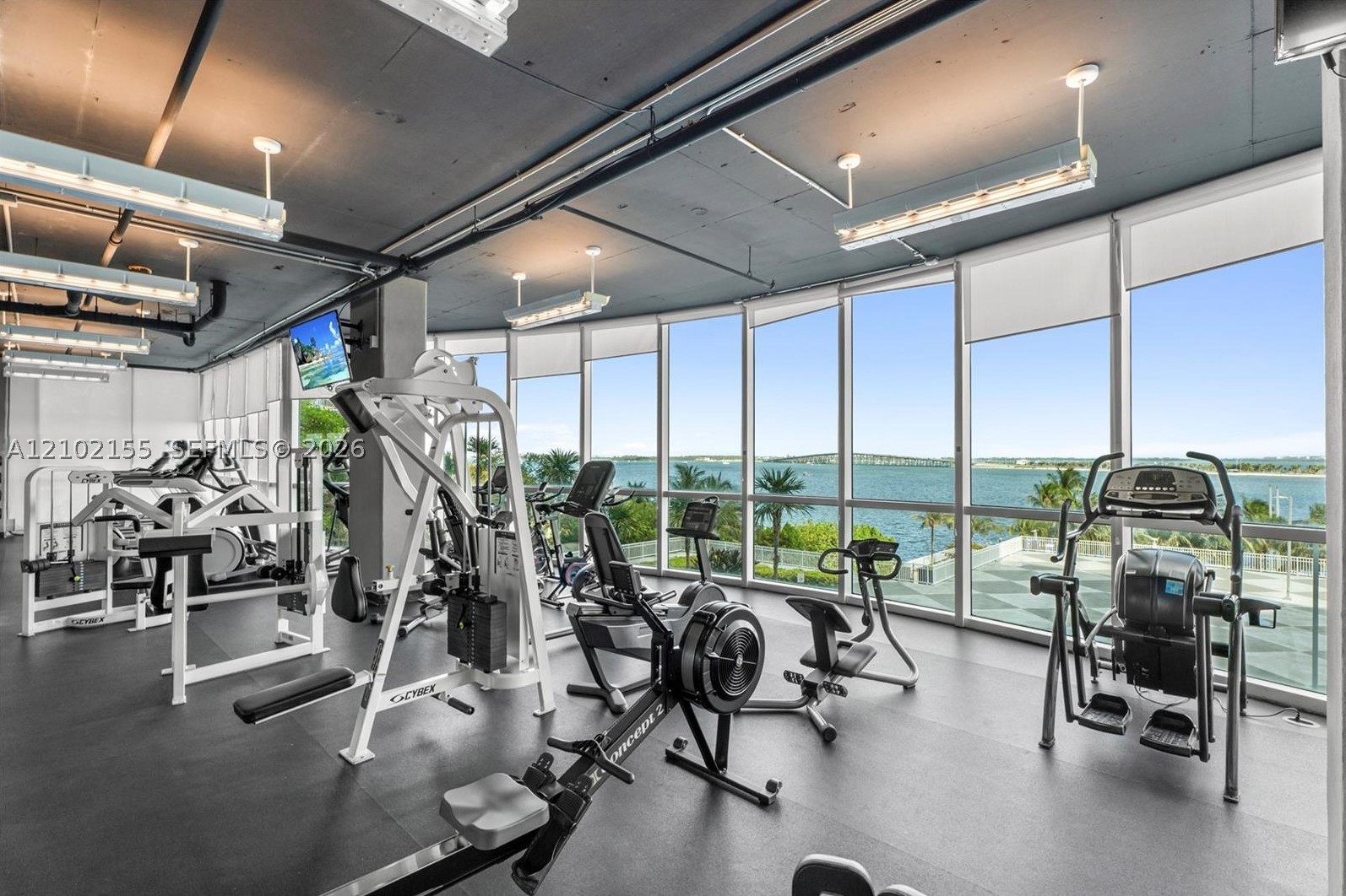 image Skyline on Brickell36