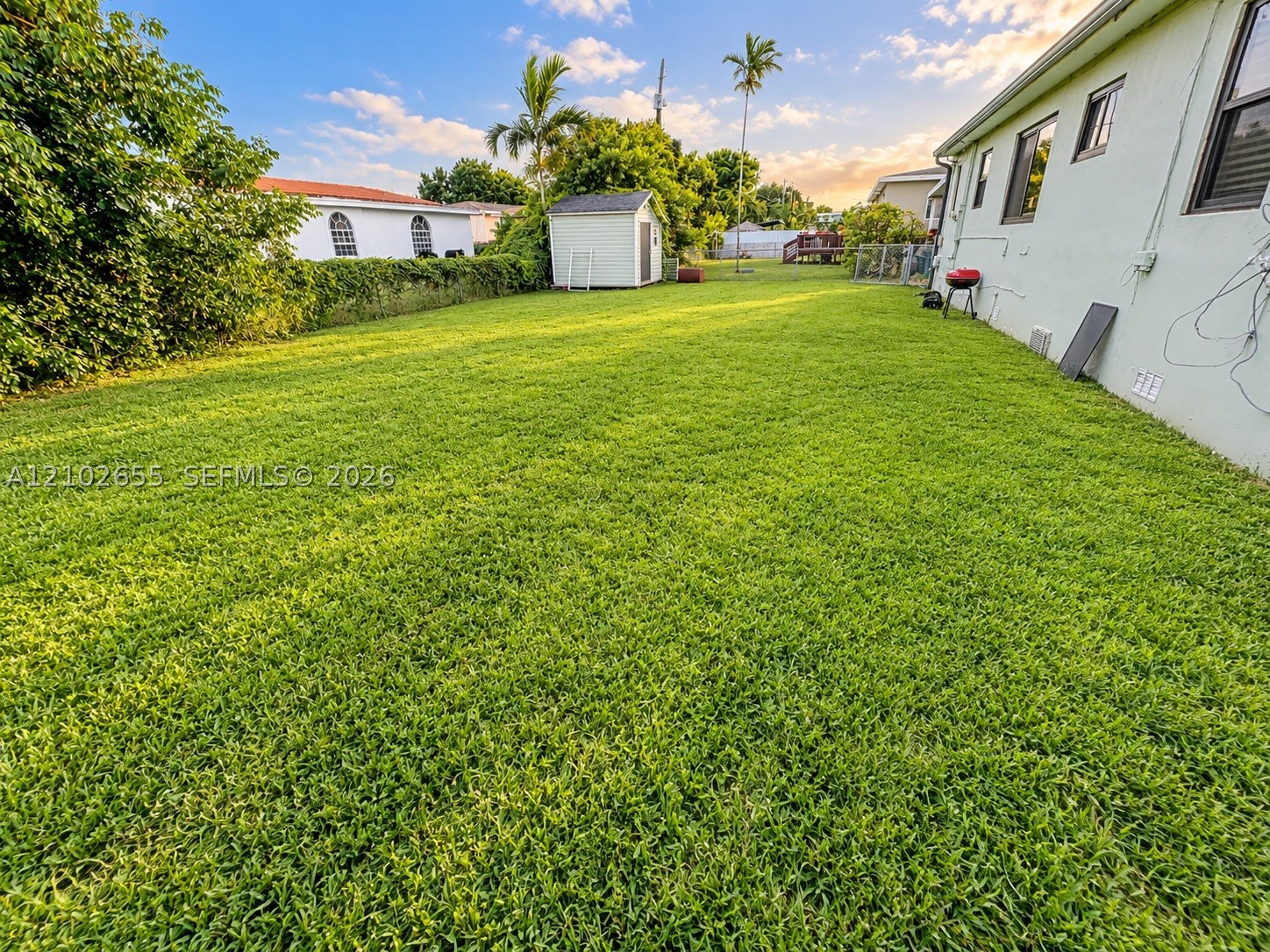 960 NW 89th St Miami, FL 33150