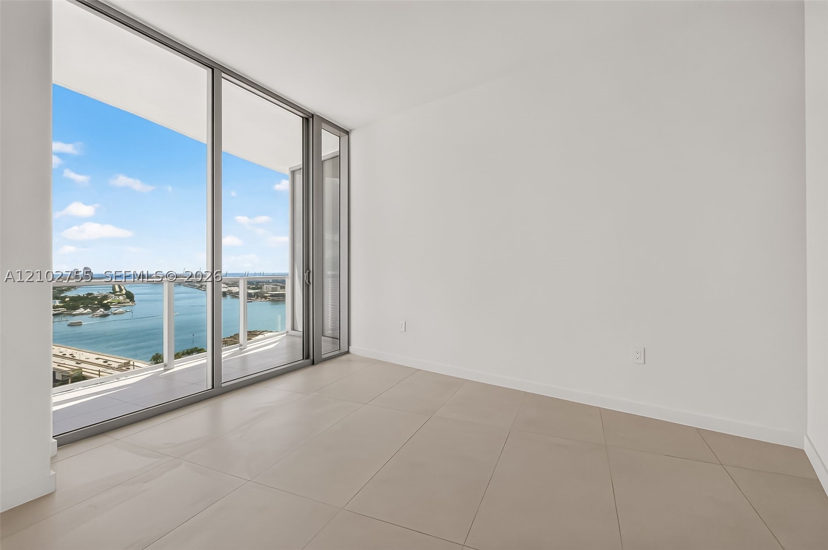 image Casa Bella Residences9