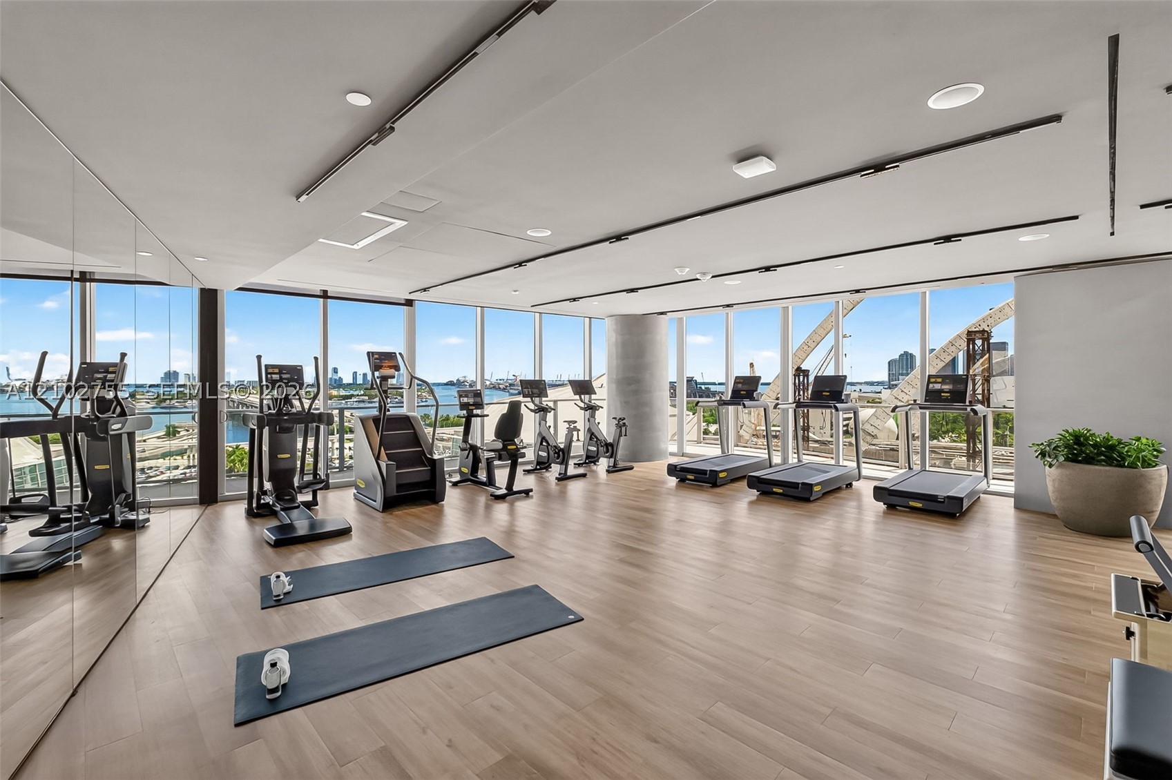 image Casa Bella Residences48