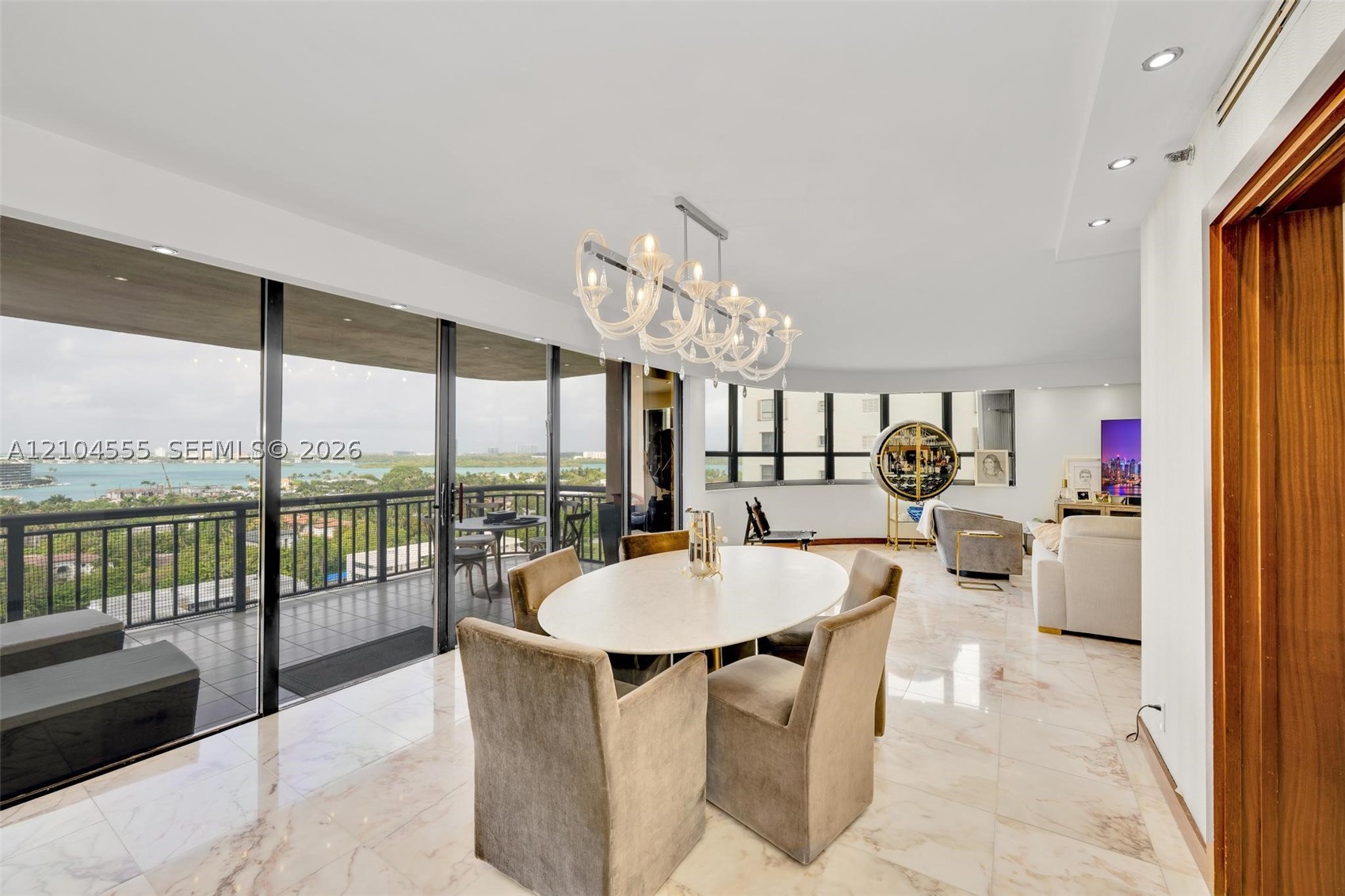 image Tiffany of Bal Harbour9
