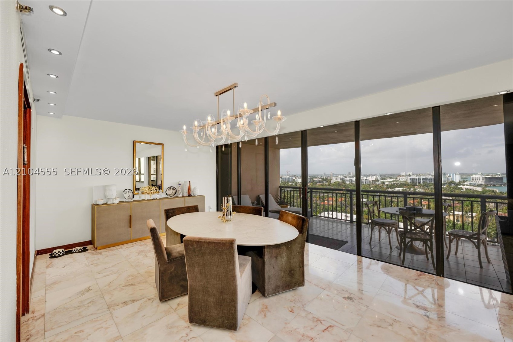 image Tiffany of Bal Harbour4