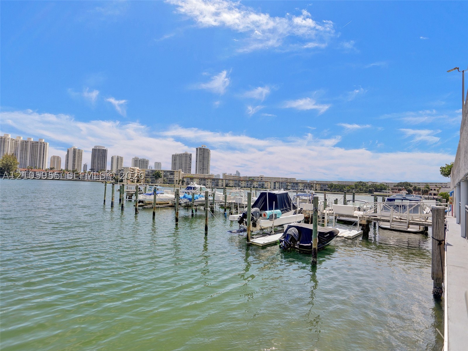 18011 Biscayne Blvd #1904