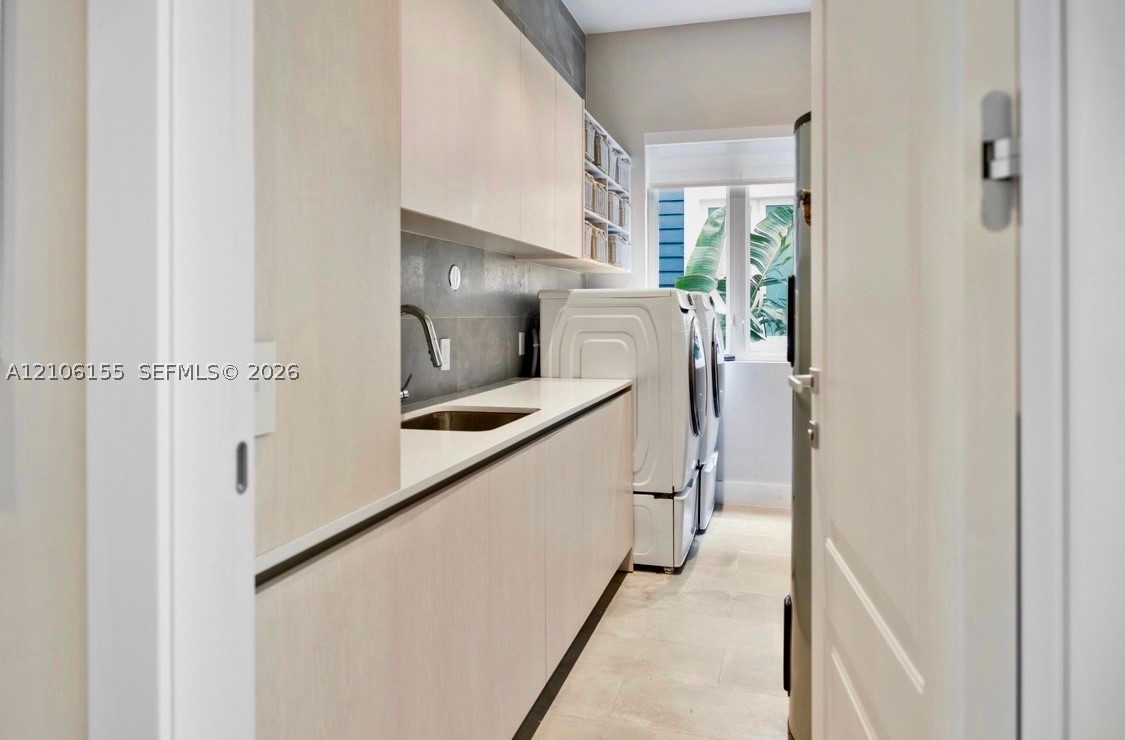 745 NE 77th St Miami, FL 33138