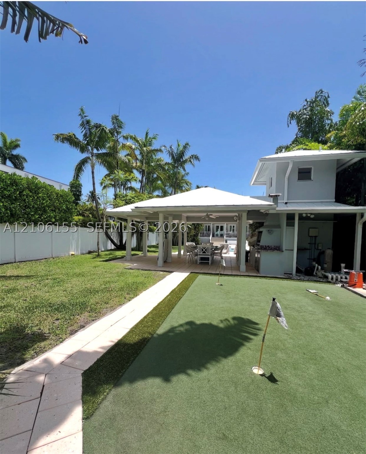 745 NE 77th St Miami, FL 33138