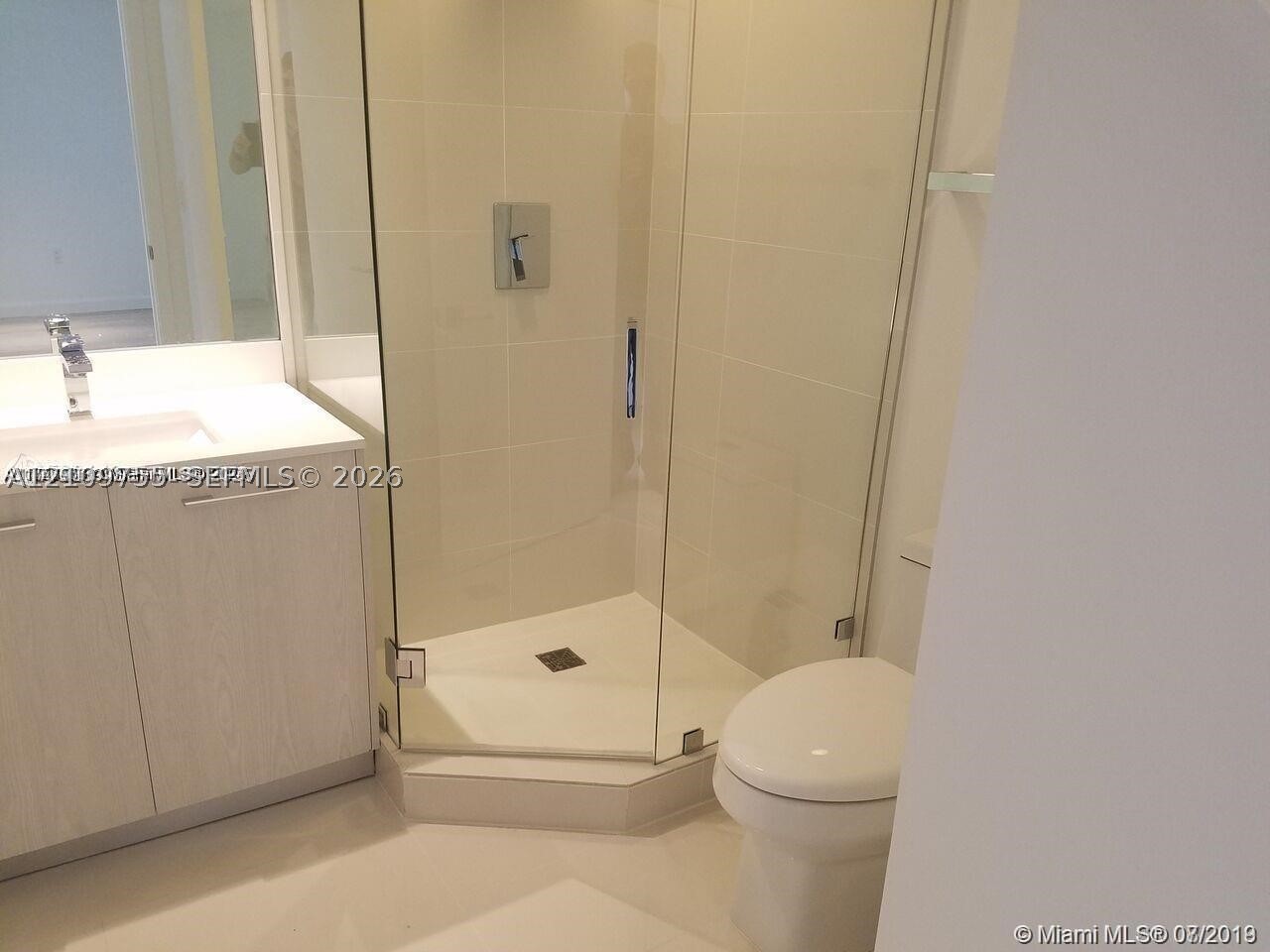 55 SW 9th St #1805 Miami, FL 33130